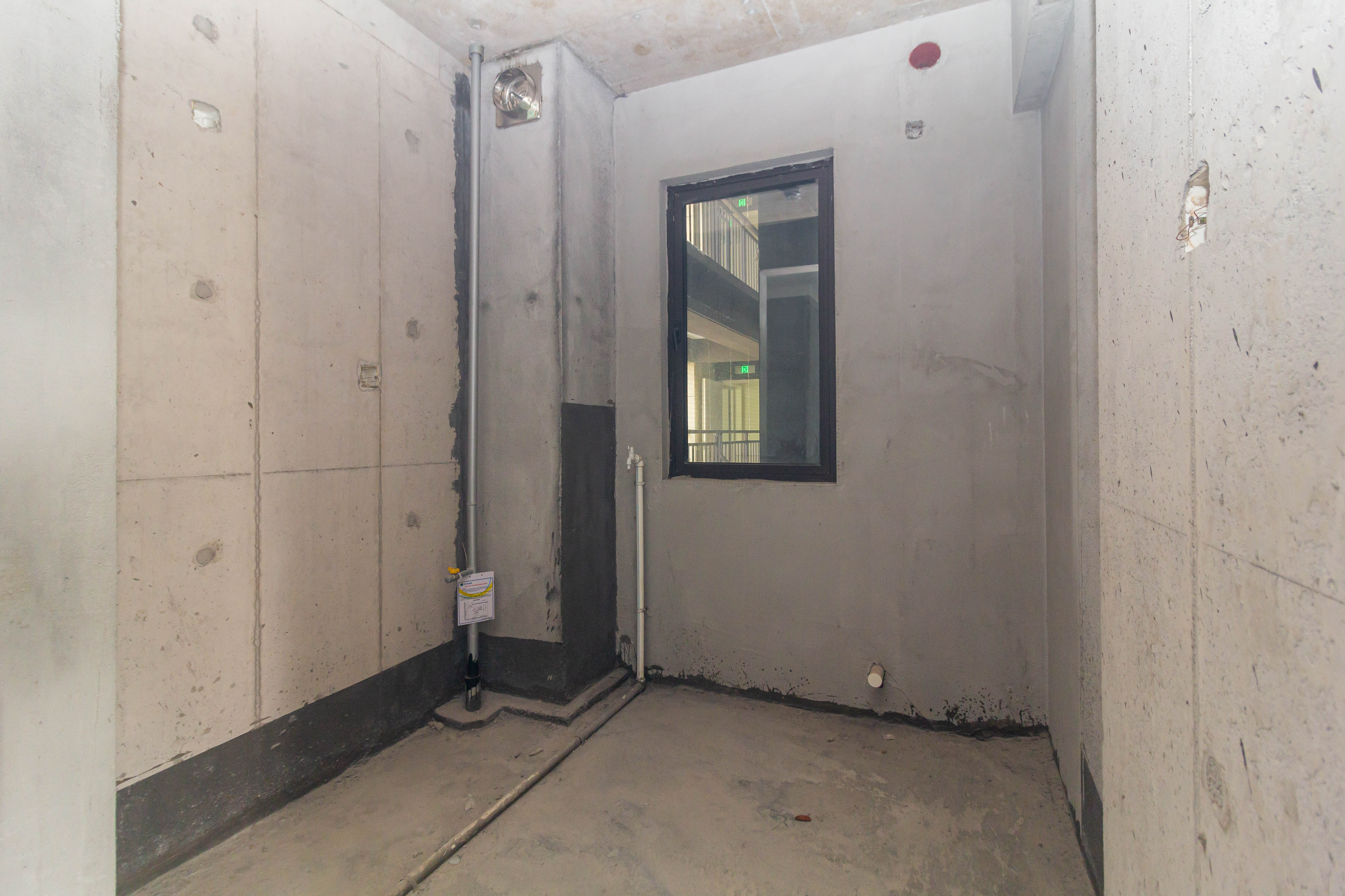 南益名士豪庭  3室2厅1卫    95.0万 南益名士豪庭  3室2厅1卫    95.0万厨房