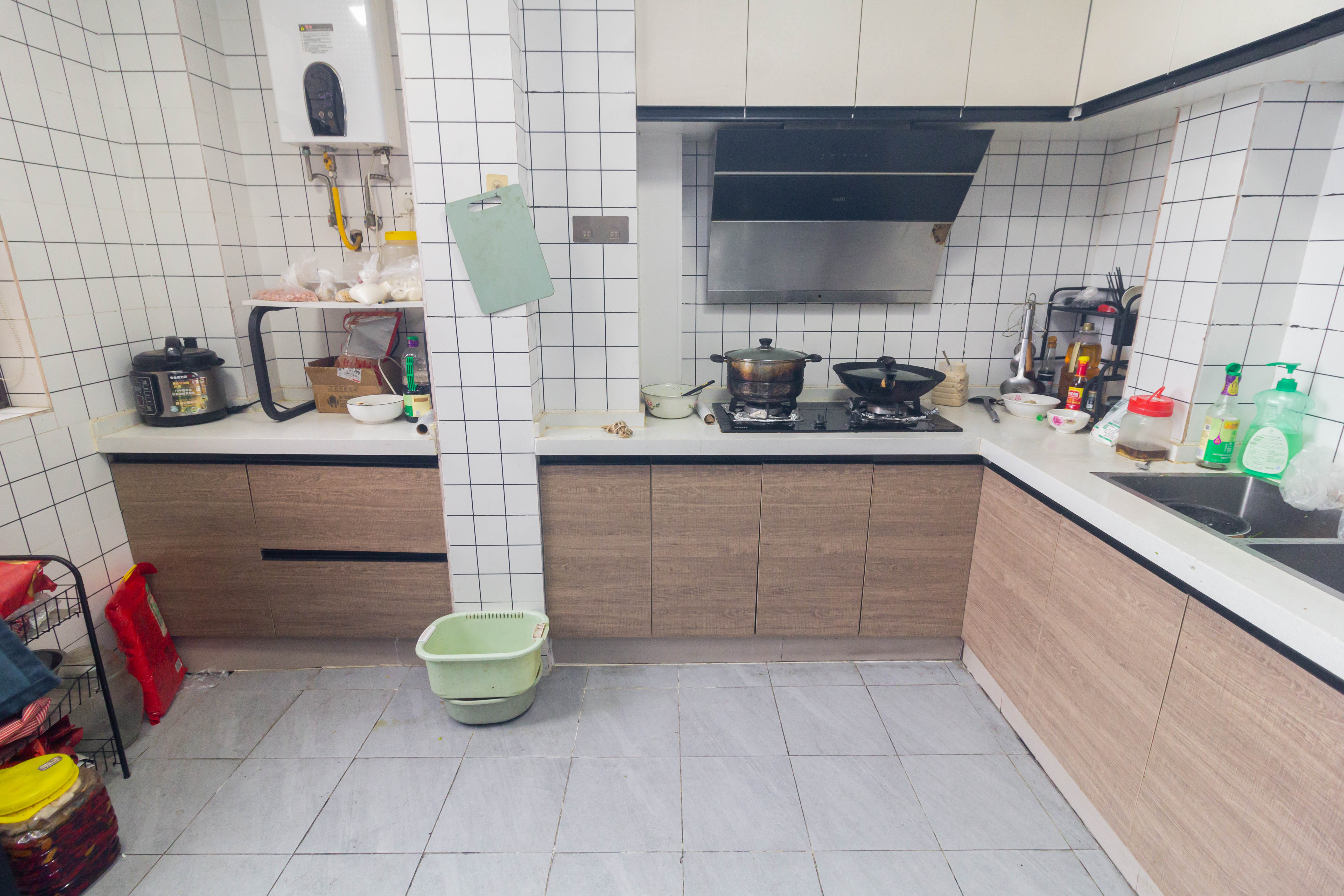 盛隆佳园  2室2厅1卫    78.0万 盛隆佳园  2室2厅1卫    78.0万厨房