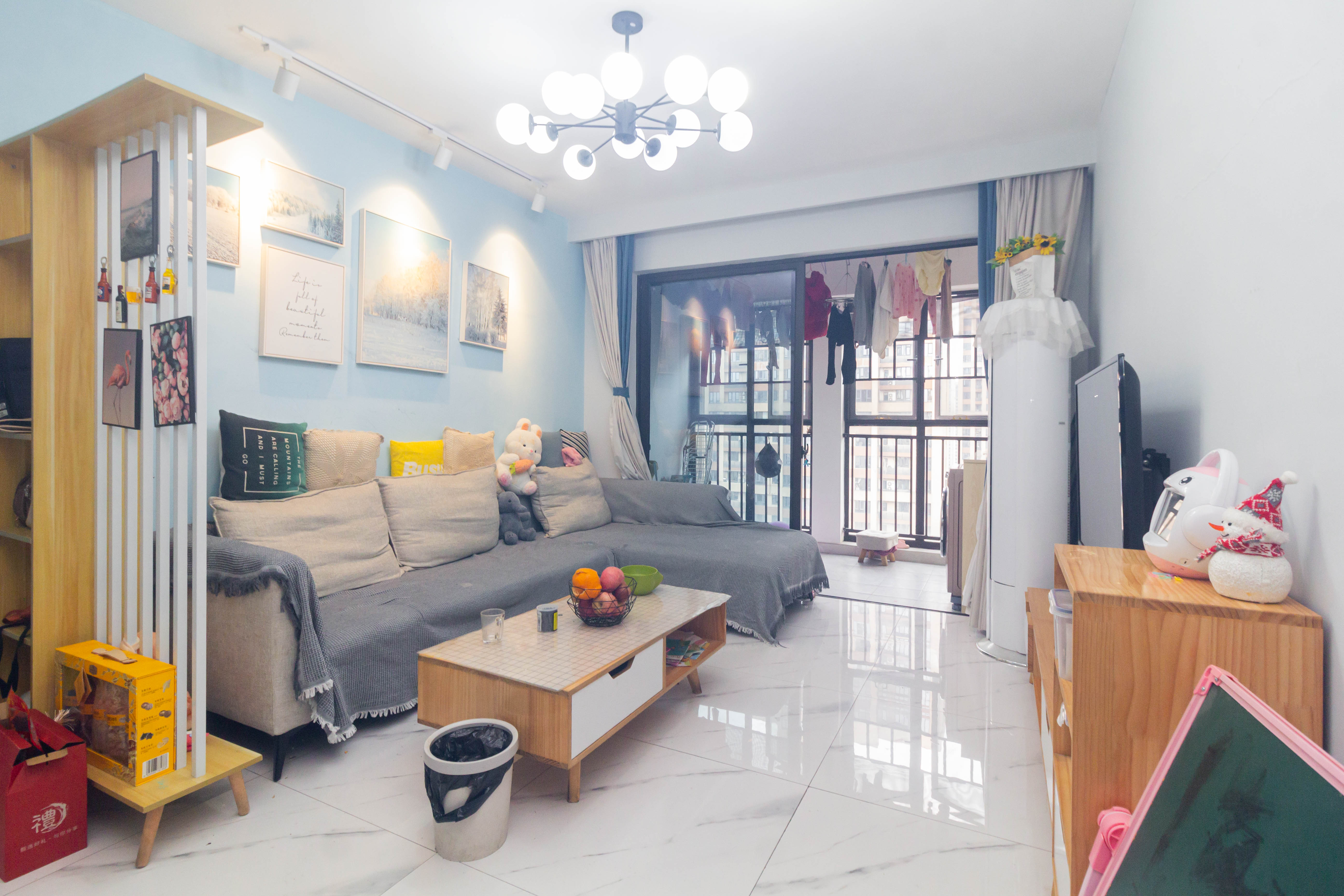 盛隆佳园  2室2厅1卫    78.0万 盛隆佳园  2室2厅1卫    78.0万客厅