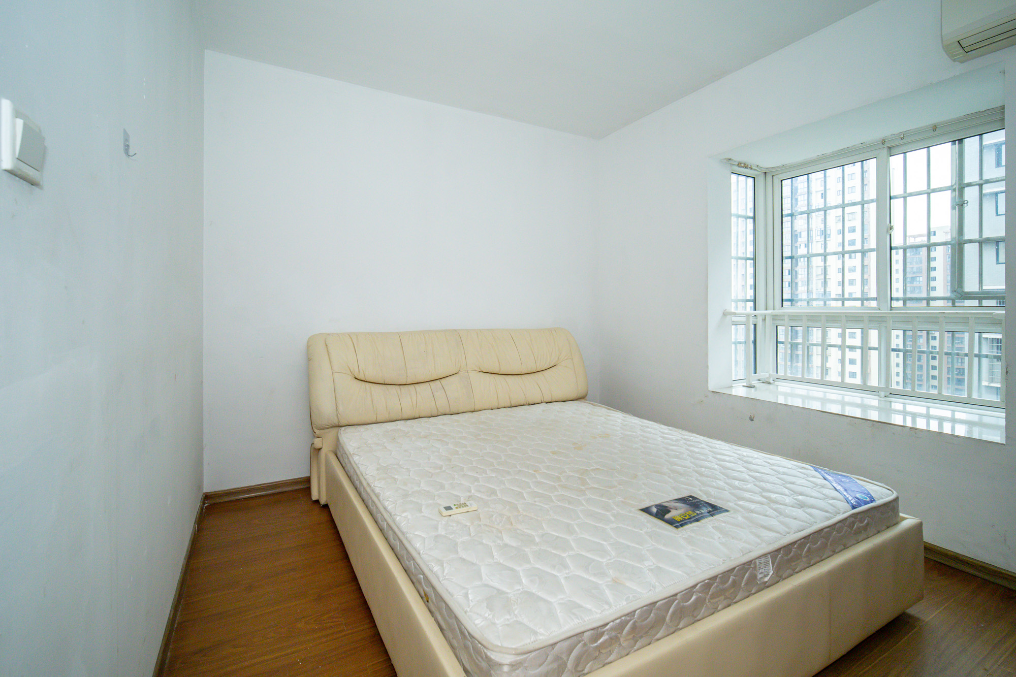 时代星城 2室2厅1卫 48.0万 时代星城 2室2厅1卫 48.0万卧室