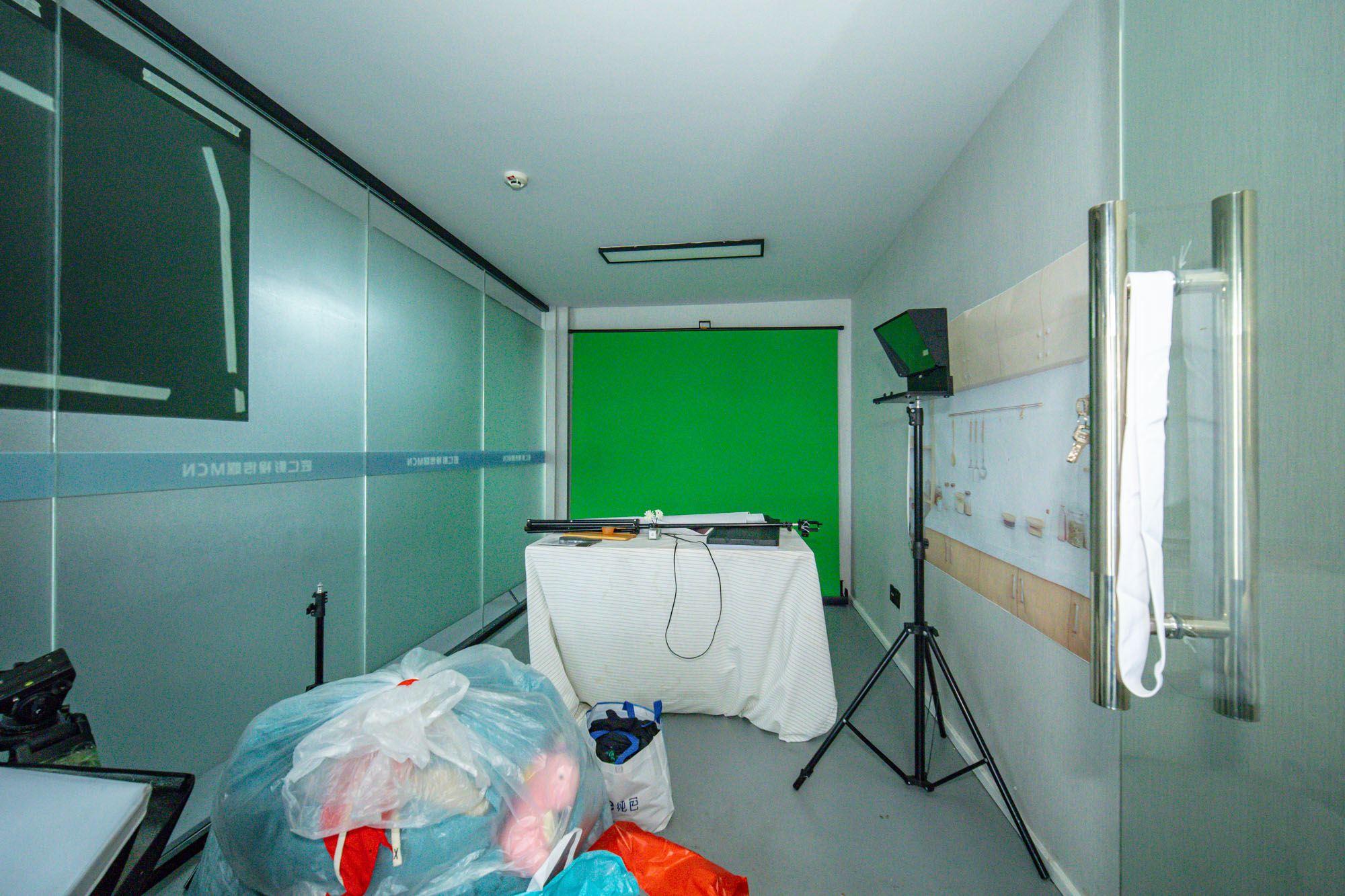 金科时代中心 1室2厅2卫 24.8万 金科时代中心 1室2厅2卫 24.8万卧室