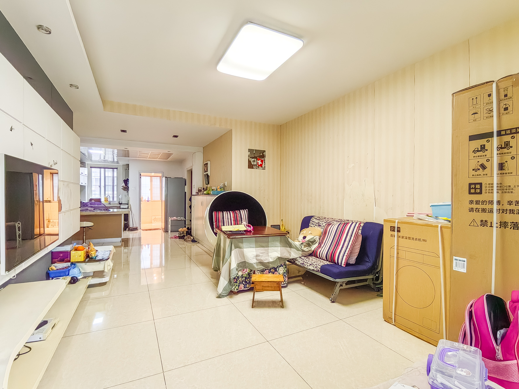 星城雅郡  3室2厅1卫   78.00万客厅