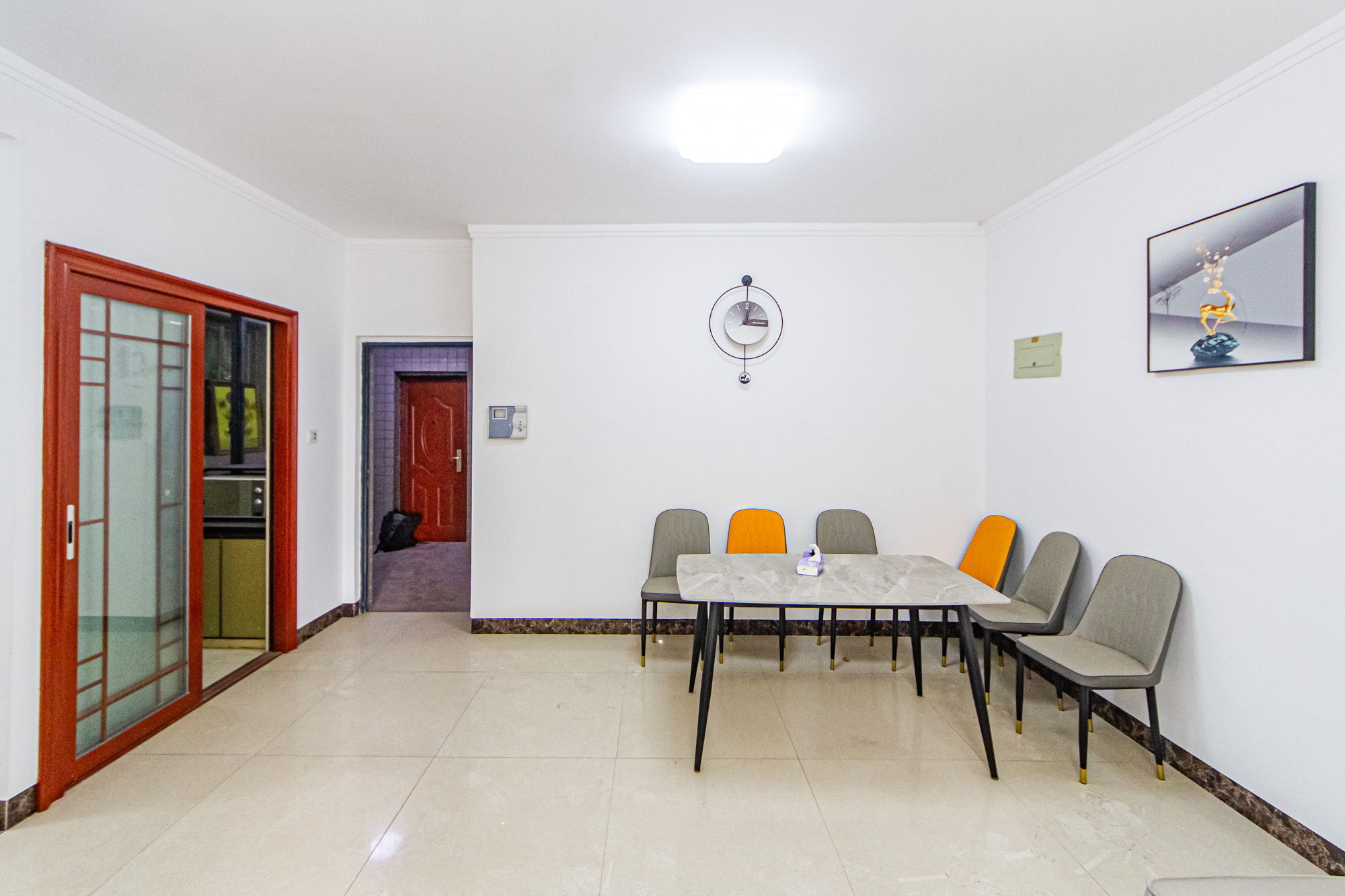 湘江世纪城达江苑  3室2厅2卫    70.8万 湘江世纪城达江苑  3室2厅2卫    70.8万客厅