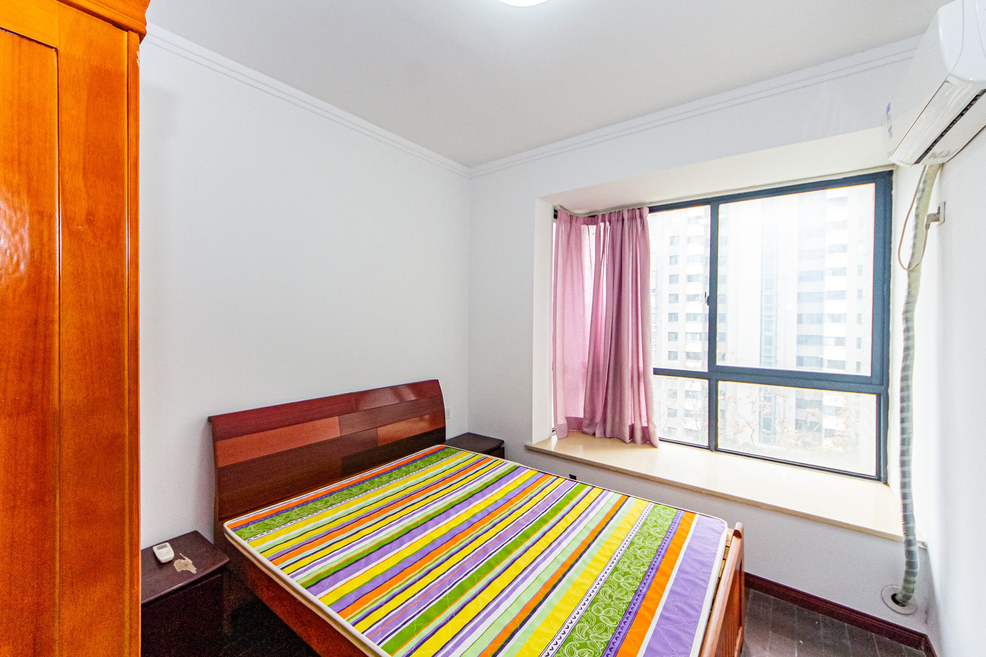 湘江世纪城达江苑  3室2厅2卫    70.8万 湘江世纪城达江苑  3室2厅2卫    70.8万卧室