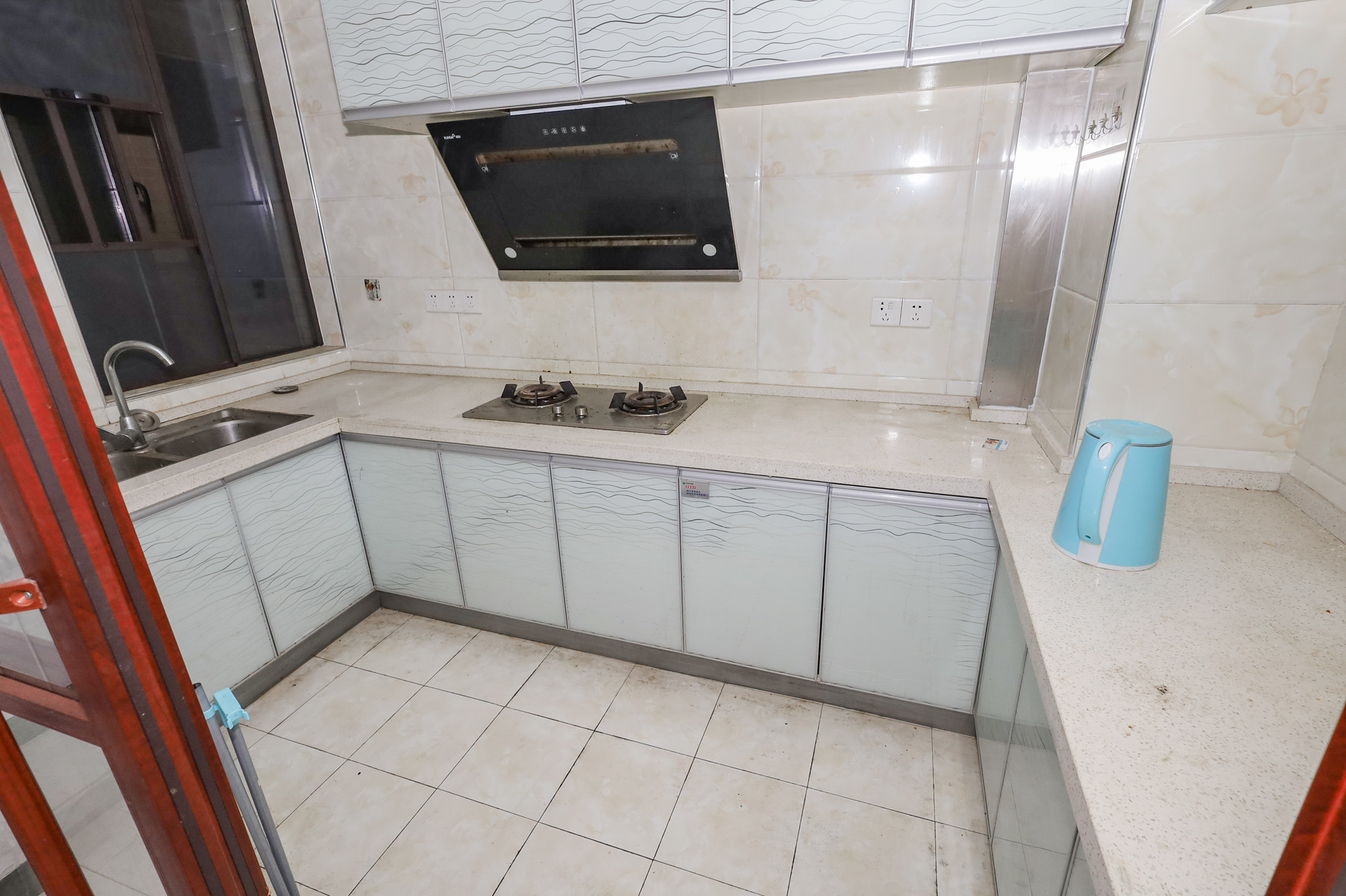 钰龙天下二期(钰龙佳园) 5室2厅2卫 236.0万 钰龙天下二期(钰龙佳园) 5室2厅2卫 236.0万厨房