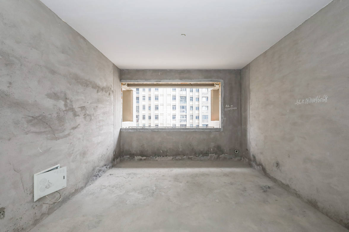 八方小区C区 3室2厅2卫 305.0万 八方小区C区 3室2厅2卫 305.0万客厅