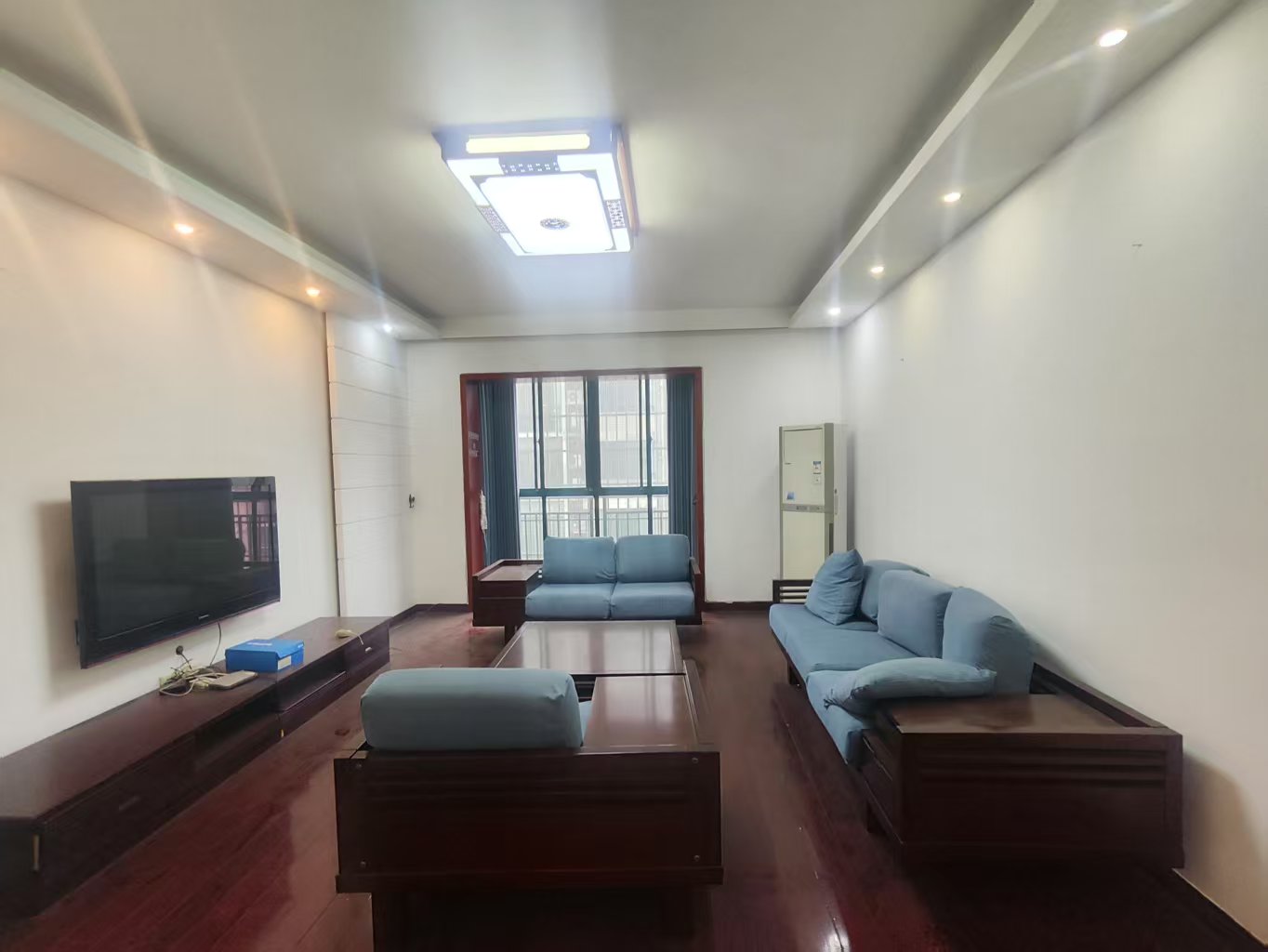 西域名邸  3室2厅2卫    78.0万 西域名邸  3室2厅2卫    78.0万室内图