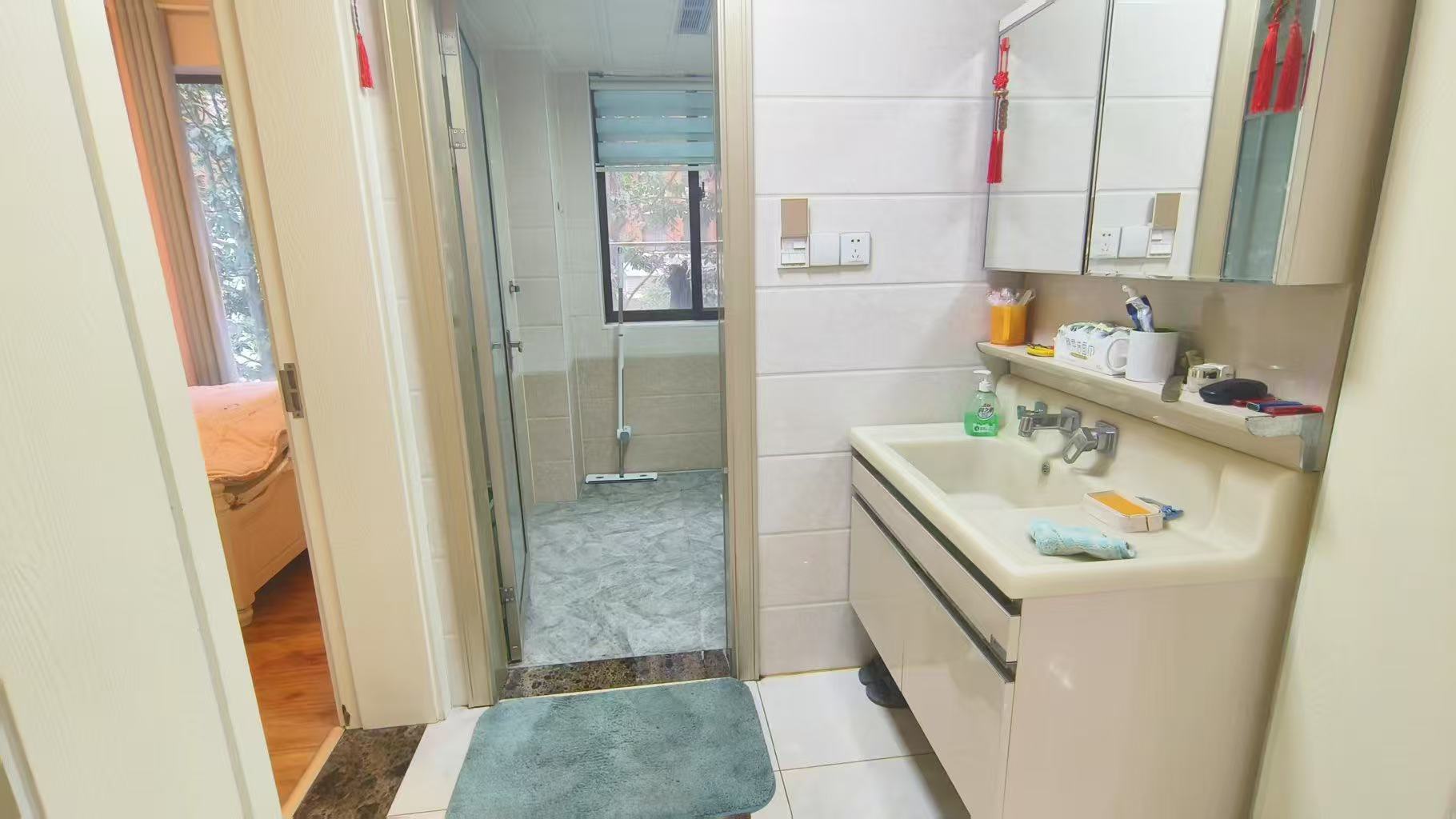 中泰财富湘江  3室2厅2卫    78.0万 中泰财富湘江  3室2厅2卫    78.0万室内图