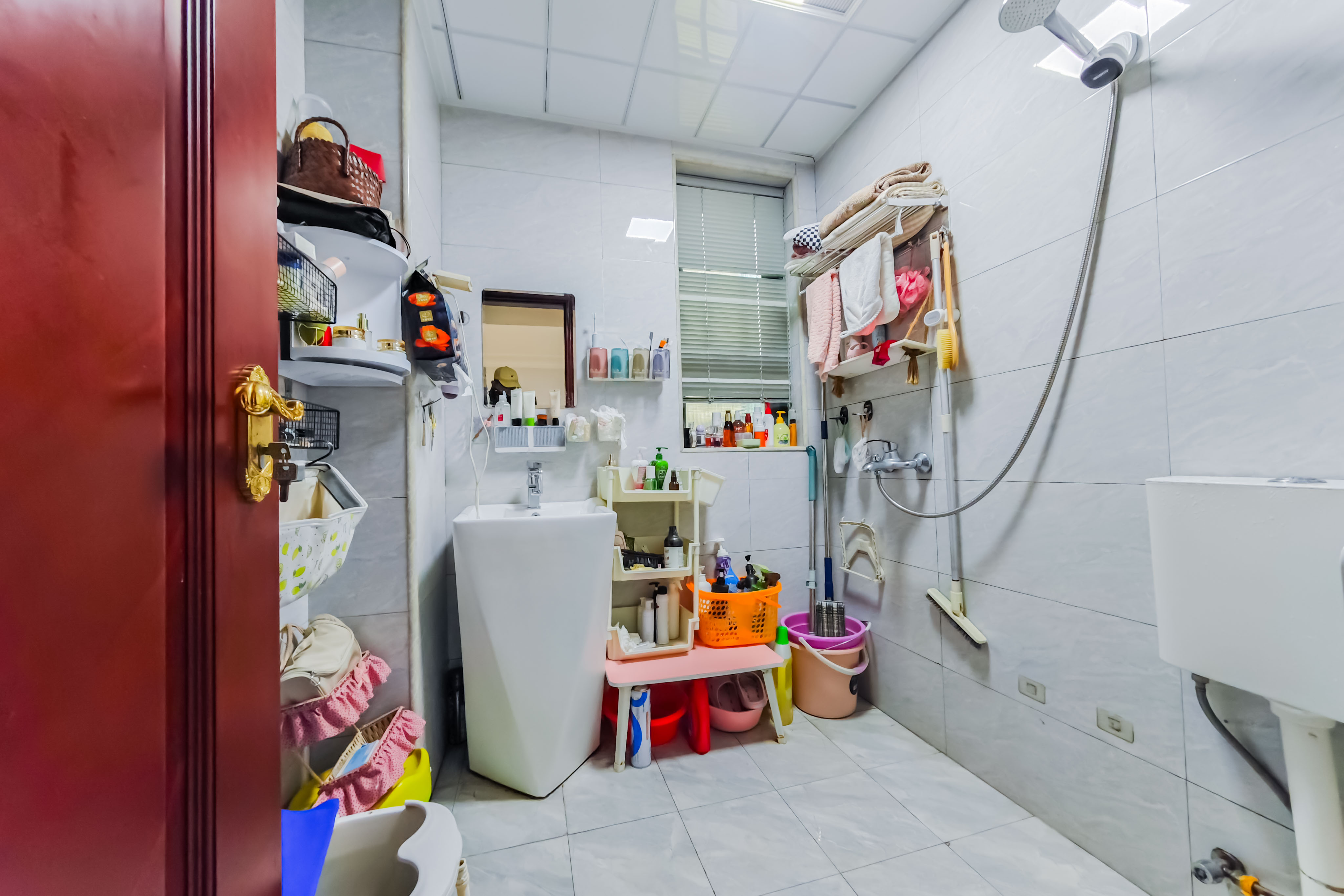 恒大绿洲 2室2厅1卫 75.0万 恒大绿洲 2室2厅1卫 75.0万卫生间