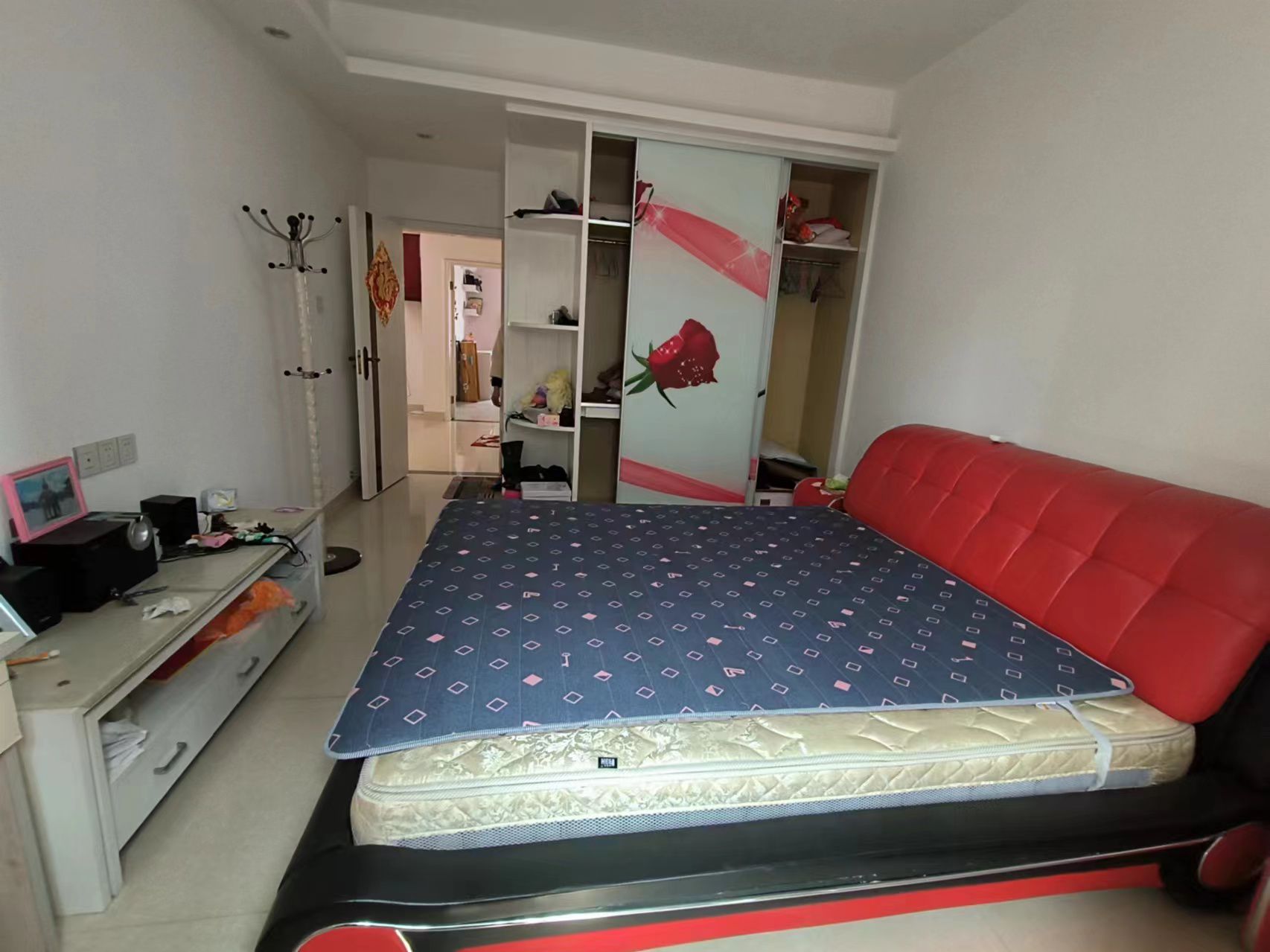 雅香苑 3室0厅0卫 2500.0元/月 雅香苑 3室0厅0卫 2500.0元/月室内图