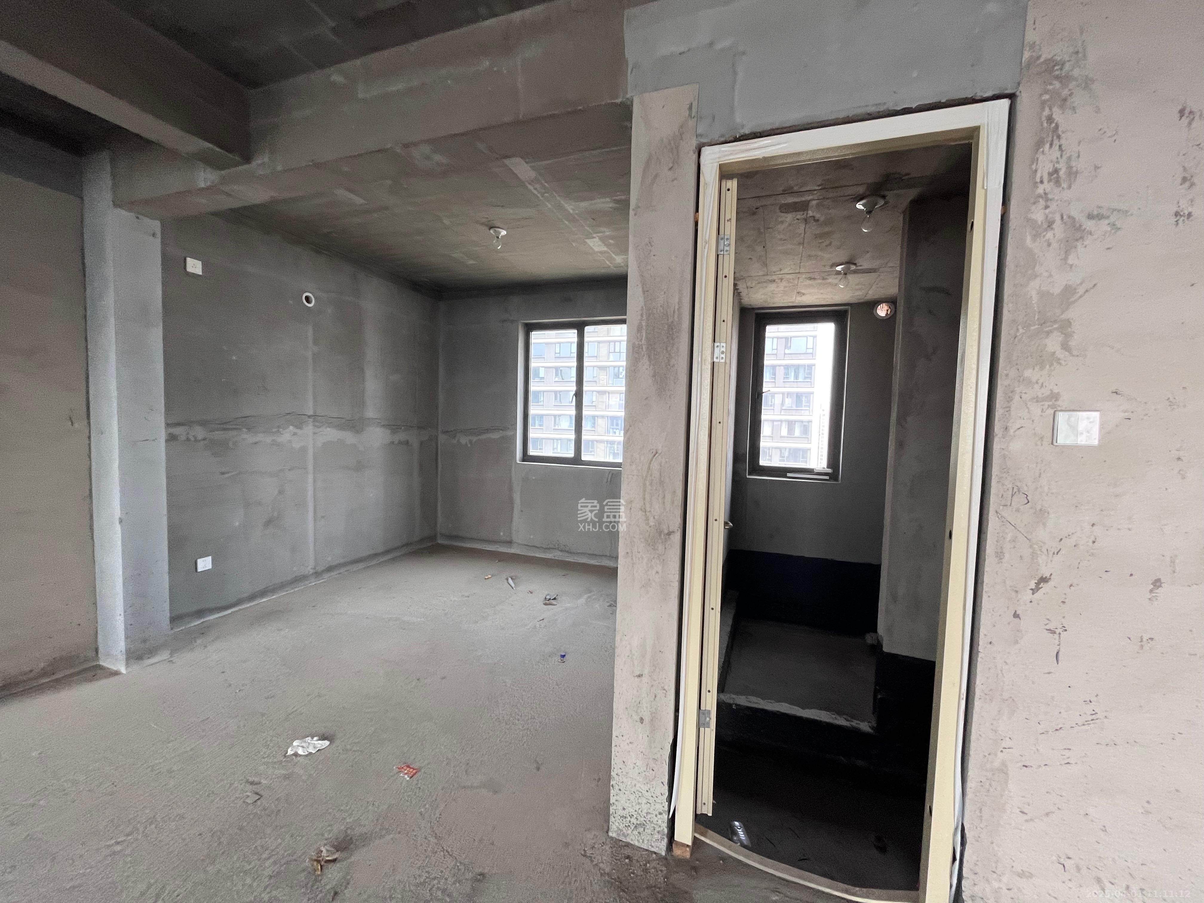 中交中央公园D5区 5室2厅2卫 1900.0元/月 中交中央公园D5区 5室2厅2卫 1900.0元/月室内图