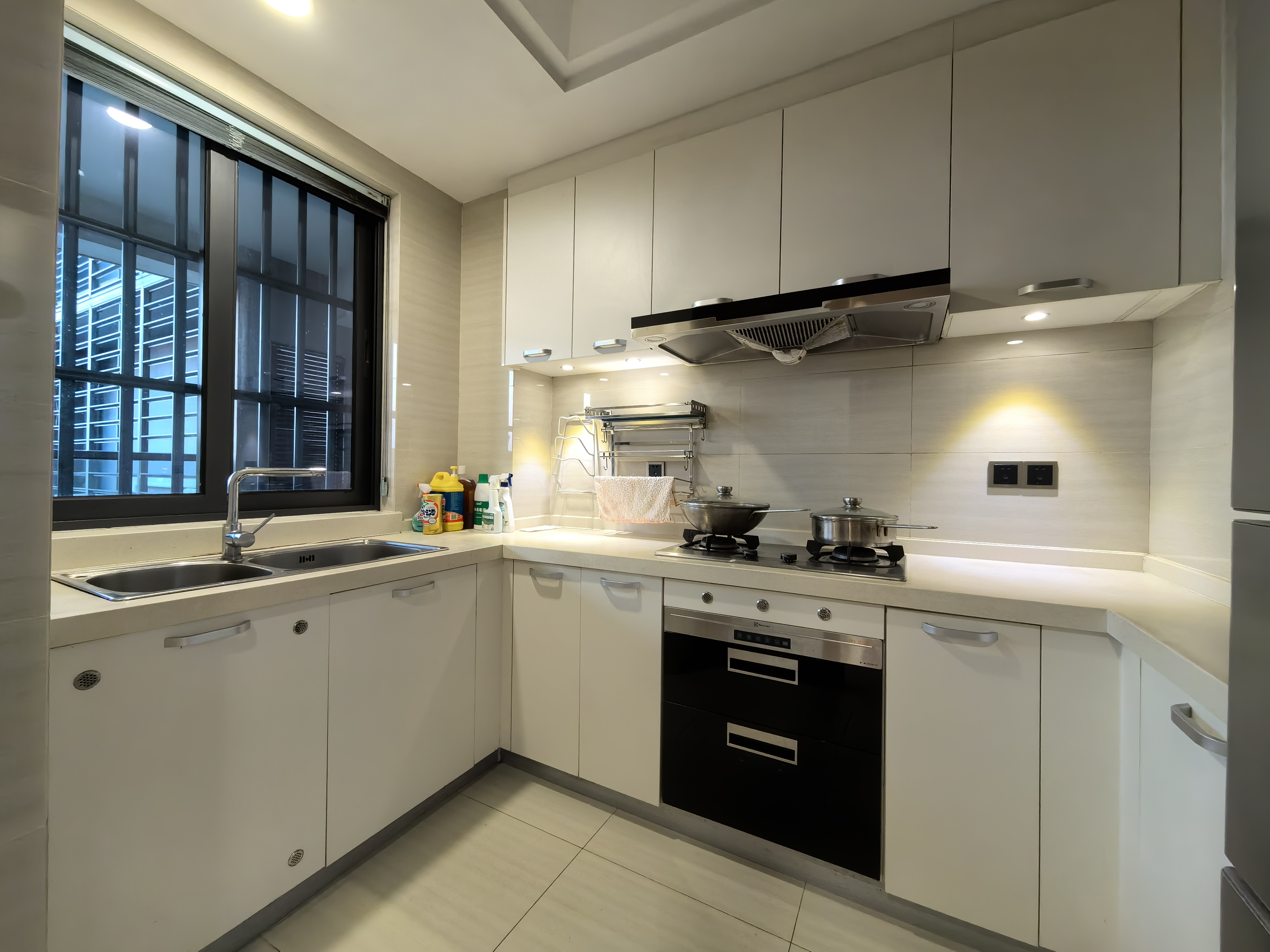 融创观澜湖公园壹号一期  2室1厅1卫    99.0万 融创观澜湖公园壹号一期  2室1厅1卫    99.0万室内图