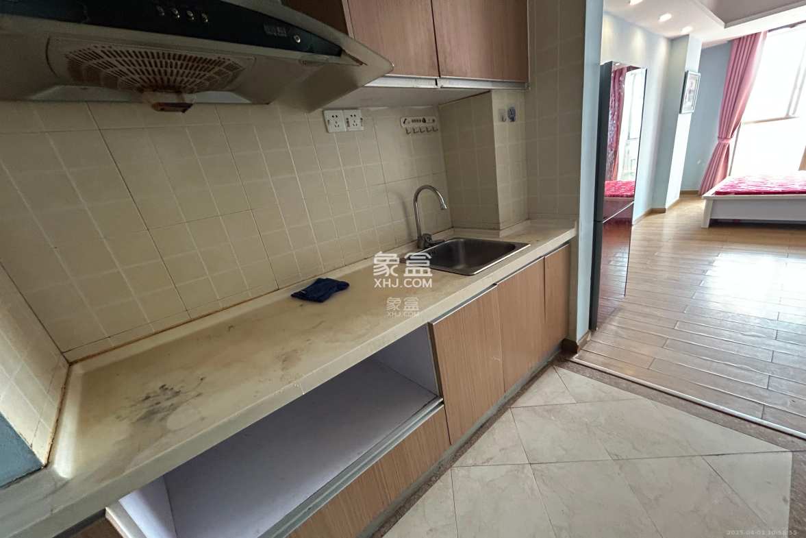 米兰春天 1室1厅1卫 1100.0元/月 米兰春天 1室1厅1卫 1100.0元/月室内图