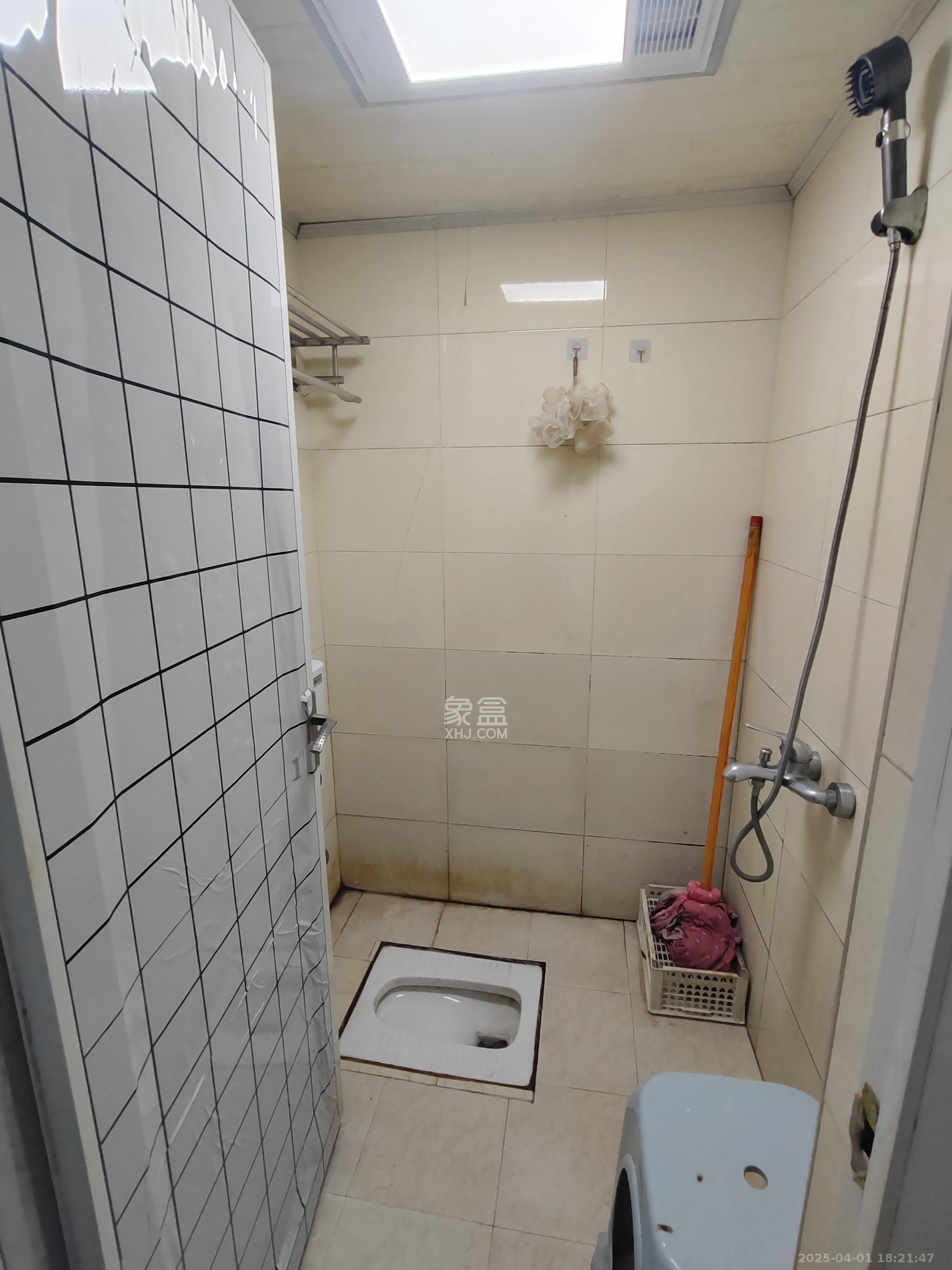 湘域城邦（湘域国际中心）  1室1厅1卫   2200.00元/月室内图