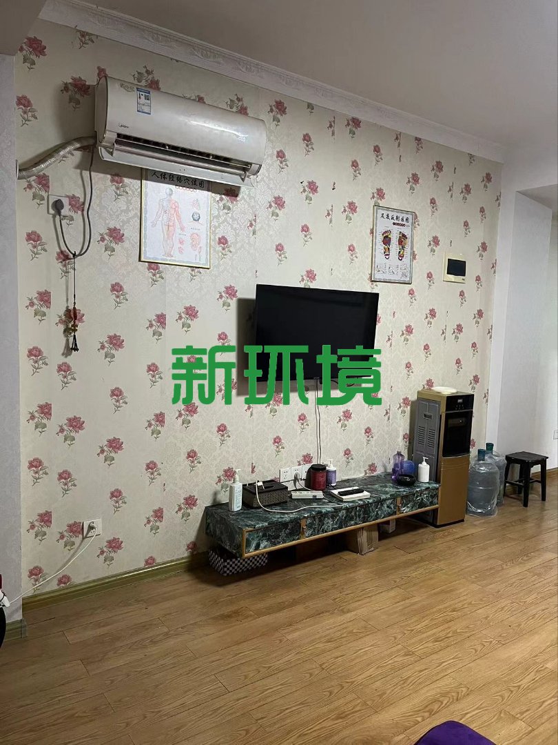 阳光水岸  1室1厅1卫   19.80万客厅