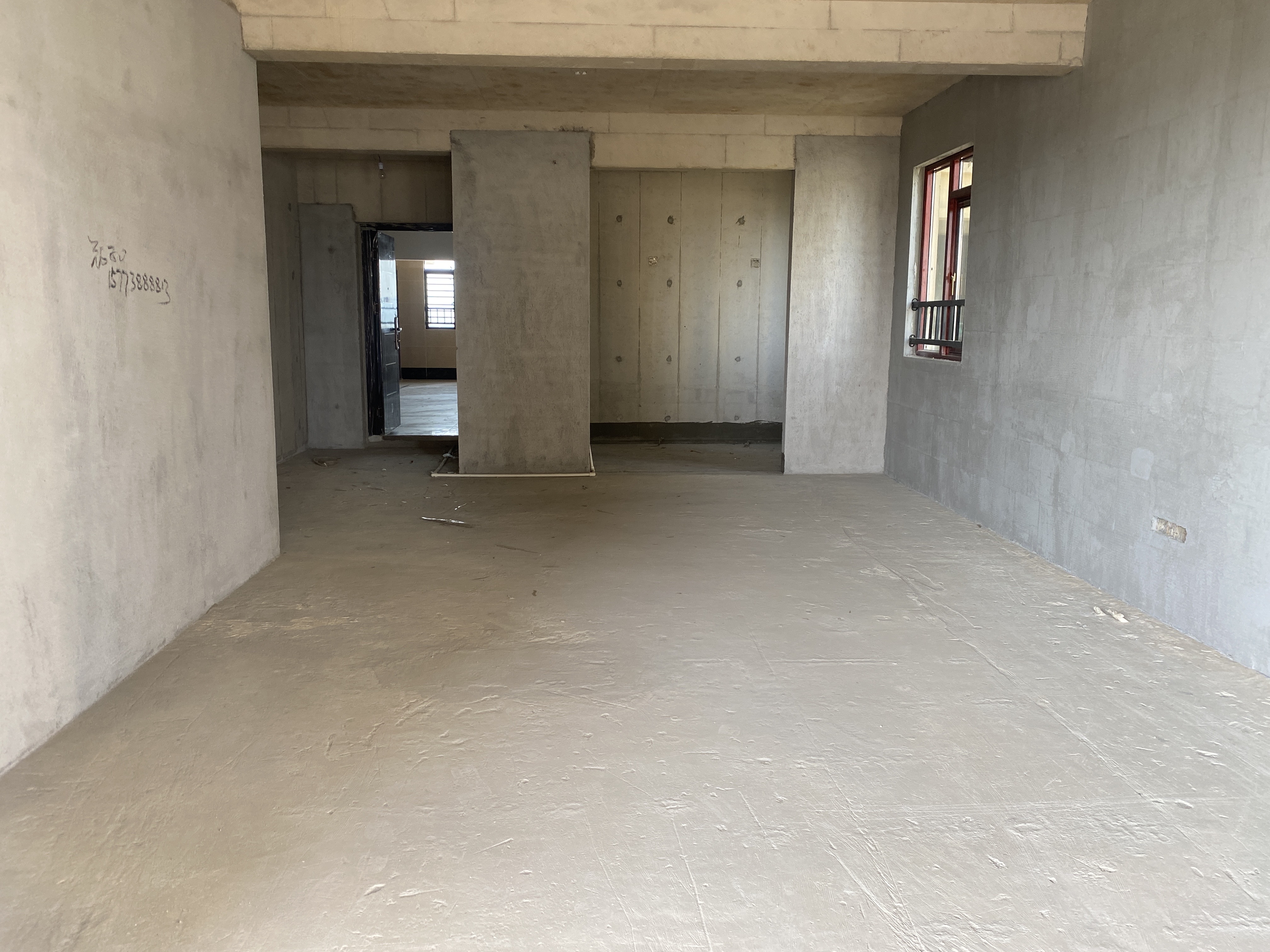 滨江华府 3室2厅1卫 55.8万 滨江华府 3室2厅1卫 55.8万客厅