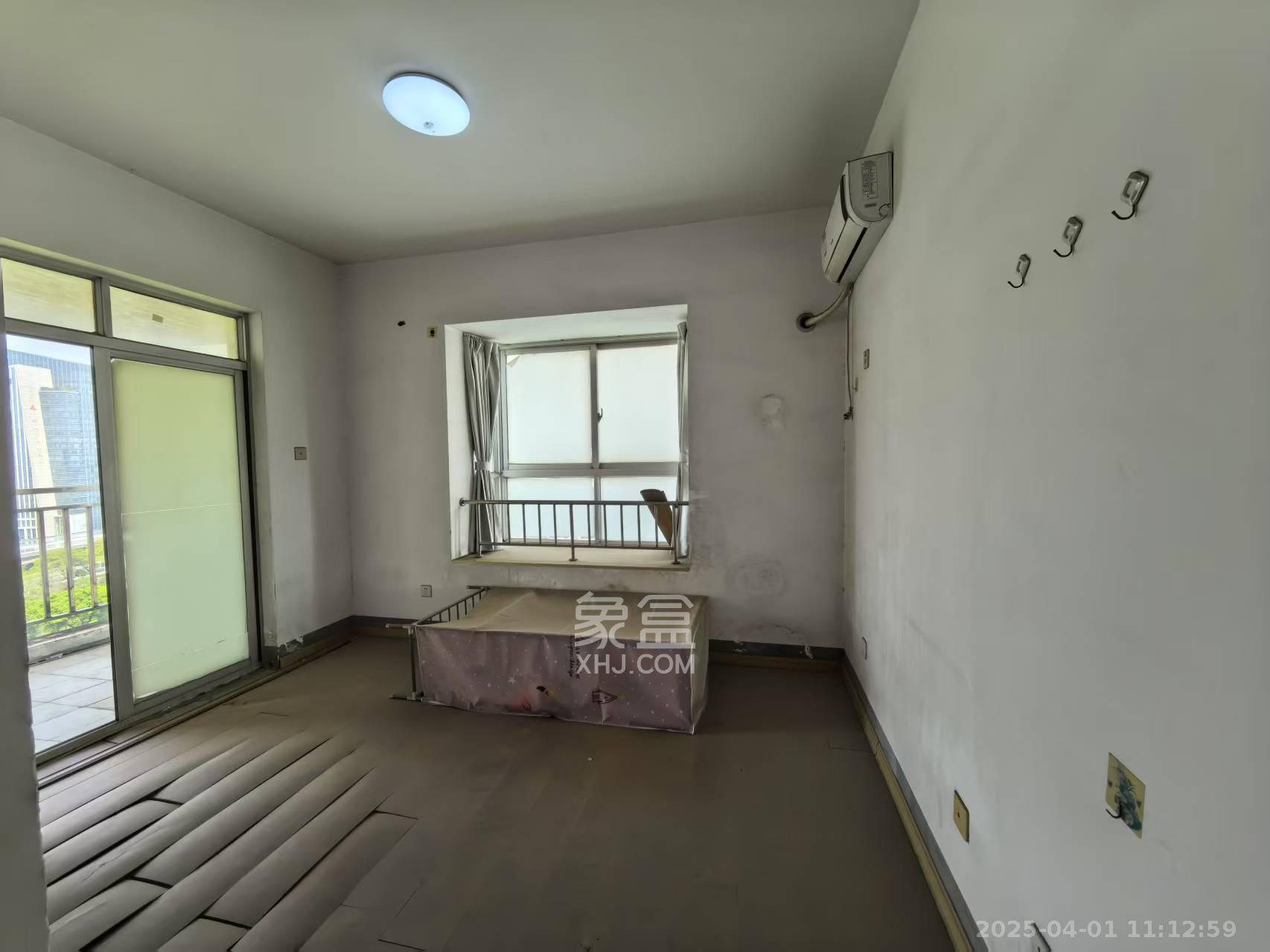 华雅花园 3室2厅1卫 3000.0元/月 华雅花园 3室2厅1卫 3000.0元/月室内图