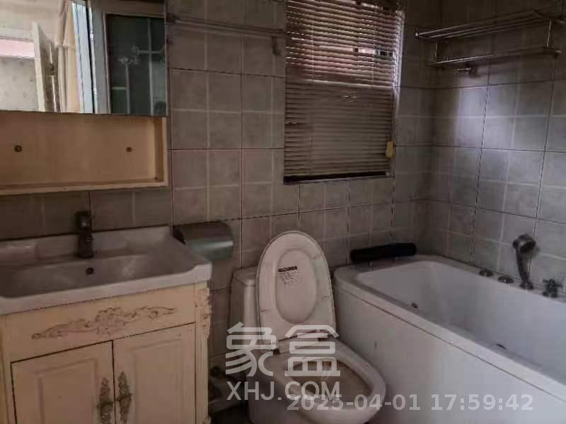 保利城（中航城国际社区、郡原美村）  3室2厅2卫   2400.00元/月室内图