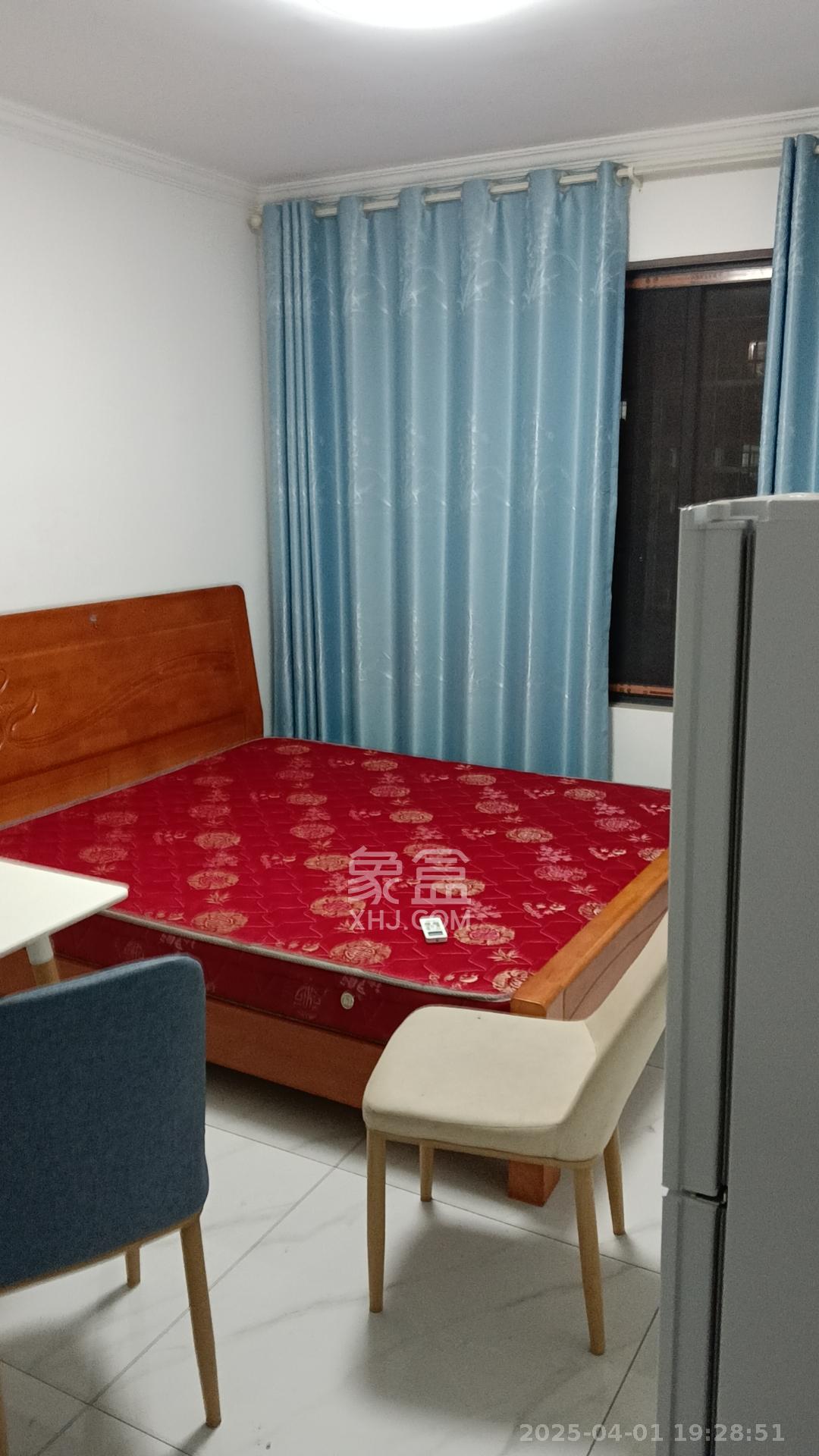 桥头家苑一期  1室0厅1卫   1100.00元/月室内图