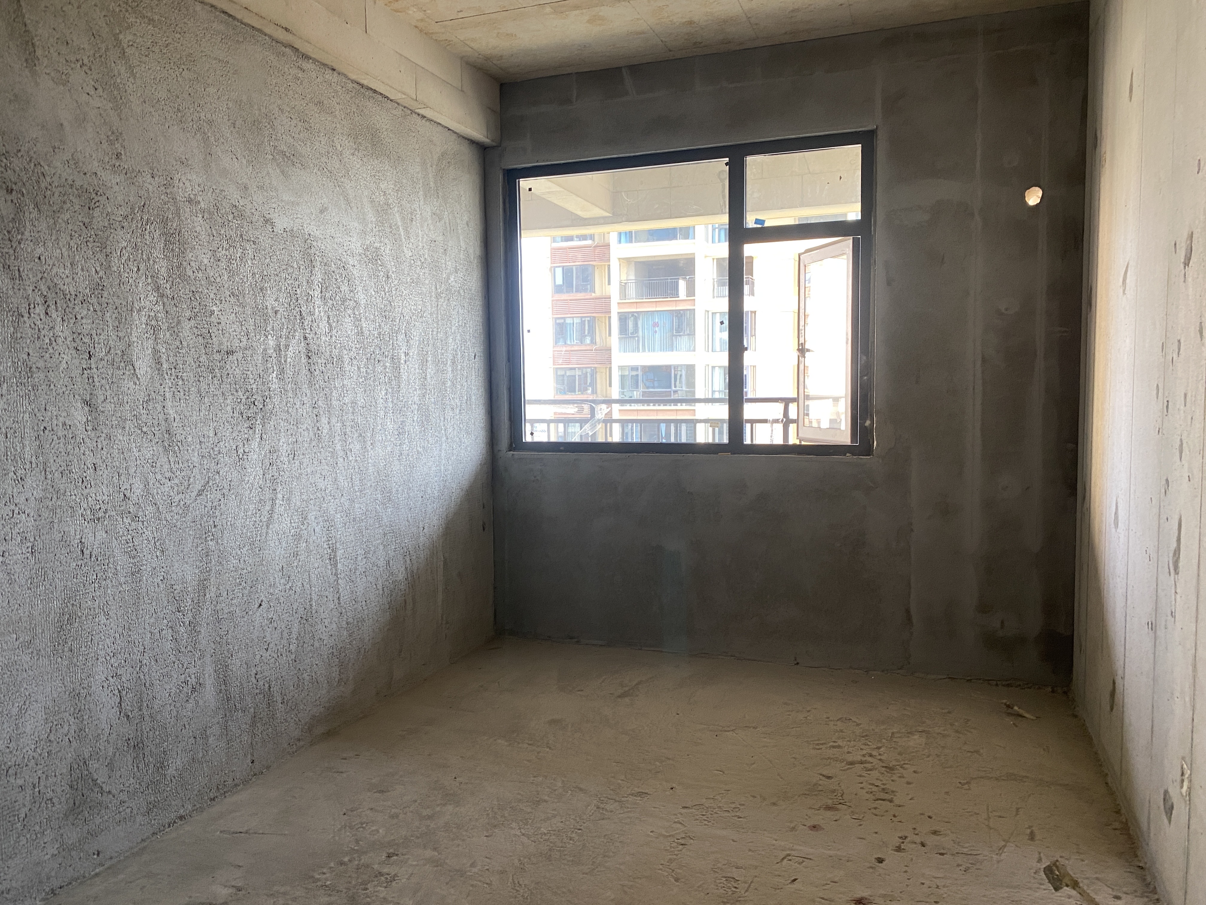 滨江华府 3室2厅1卫 55.8万 滨江华府 3室2厅1卫 55.8万客厅