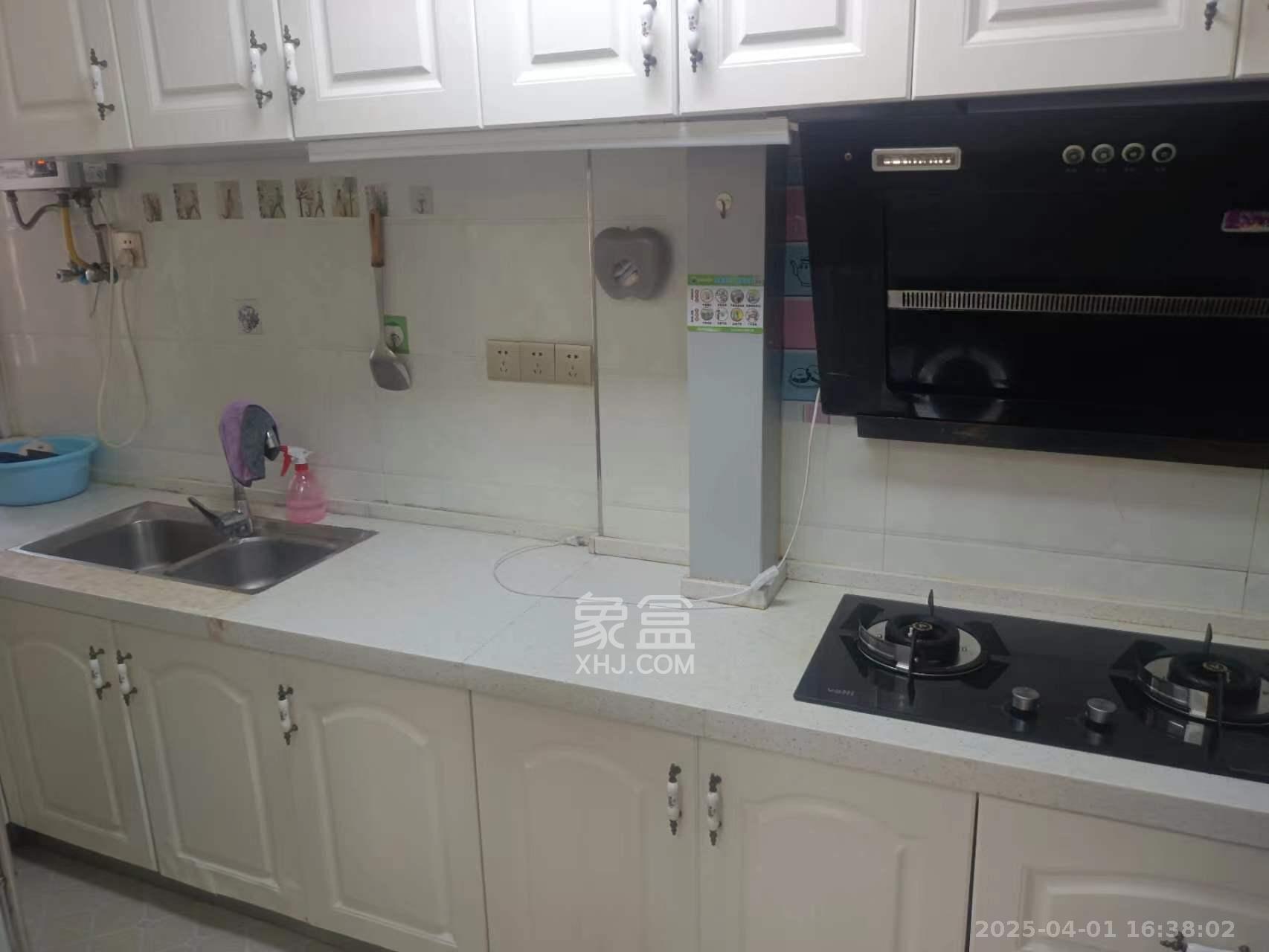 巧克力空间(建鸿达现代大厦) 2室2厅1卫 2500.0元/月 巧克力空间(建鸿达现代大厦) 2室2厅1卫 2500.0元/月室内图