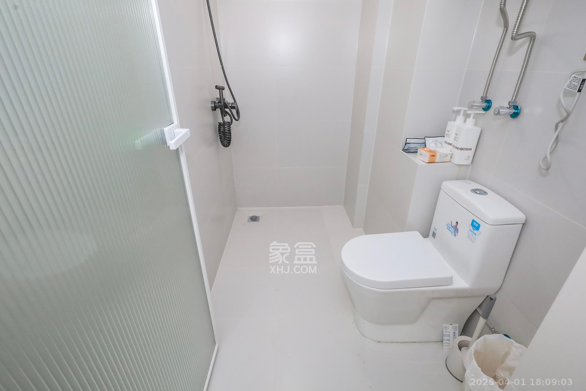 卓越中寰  2室1厅1卫   3000.00元/月室内图