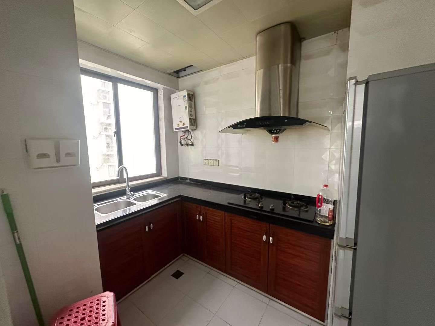 世代雅居 2室2厅1卫 150.0万 世代雅居 2室2厅1卫 150.0万客厅