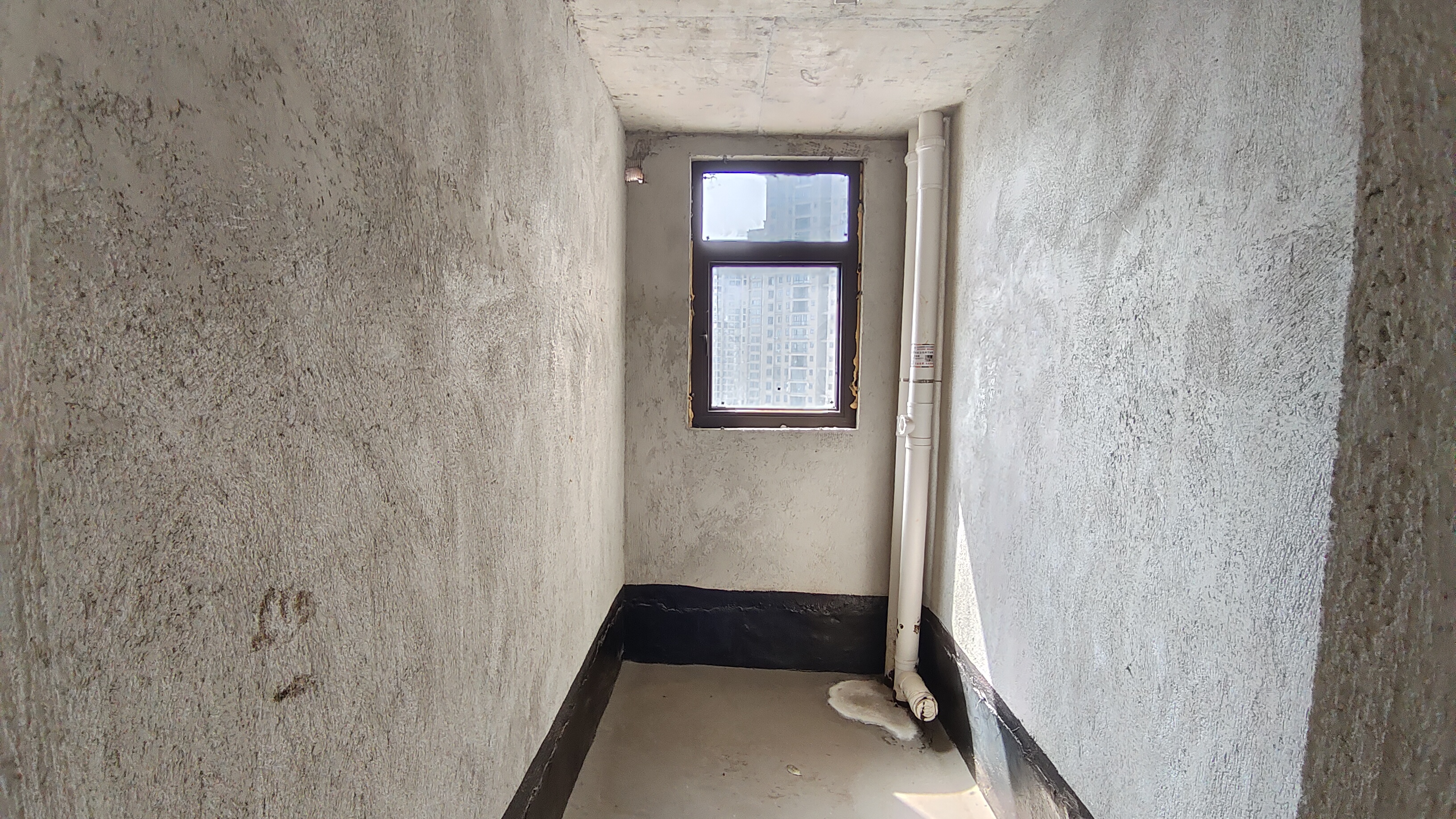 嘉熙紫台 5室2厅2卫 78.8万 嘉熙紫台 5室2厅2卫 78.8万客厅