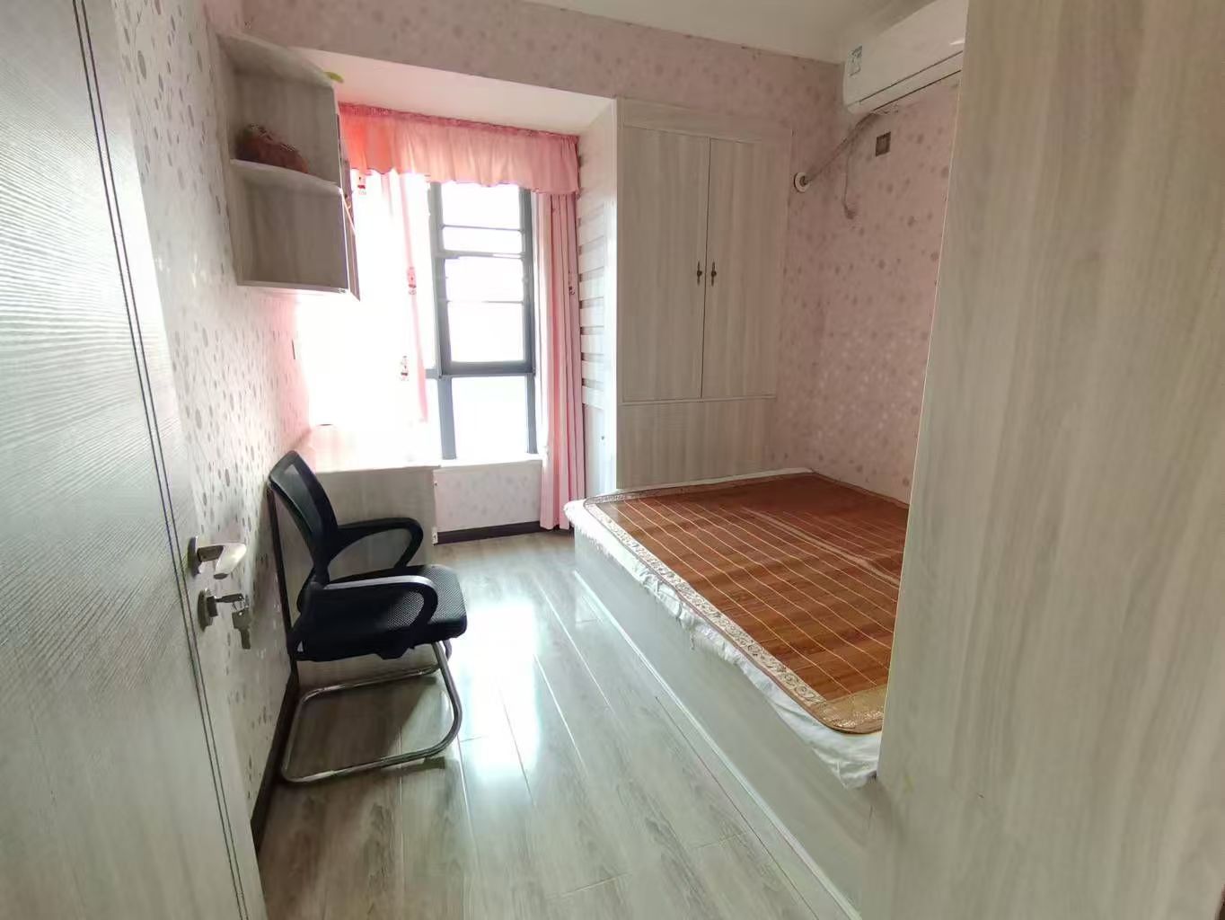 金益紫檀 1室0厅0卫 1800.0元/月 金益紫檀 1室0厅0卫 1800.0元/月室内图