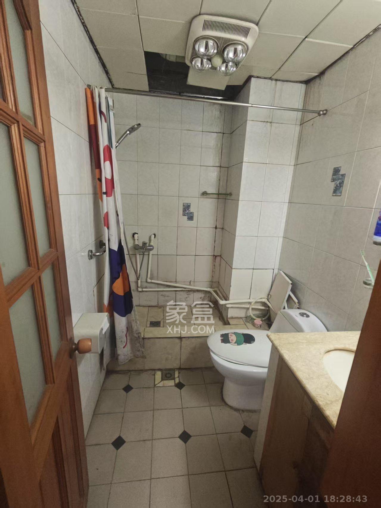 糖酒公司宿舍 3室2厅2卫 2600.0元/月 糖酒公司宿舍 3室2厅2卫 2600.0元/月室内图