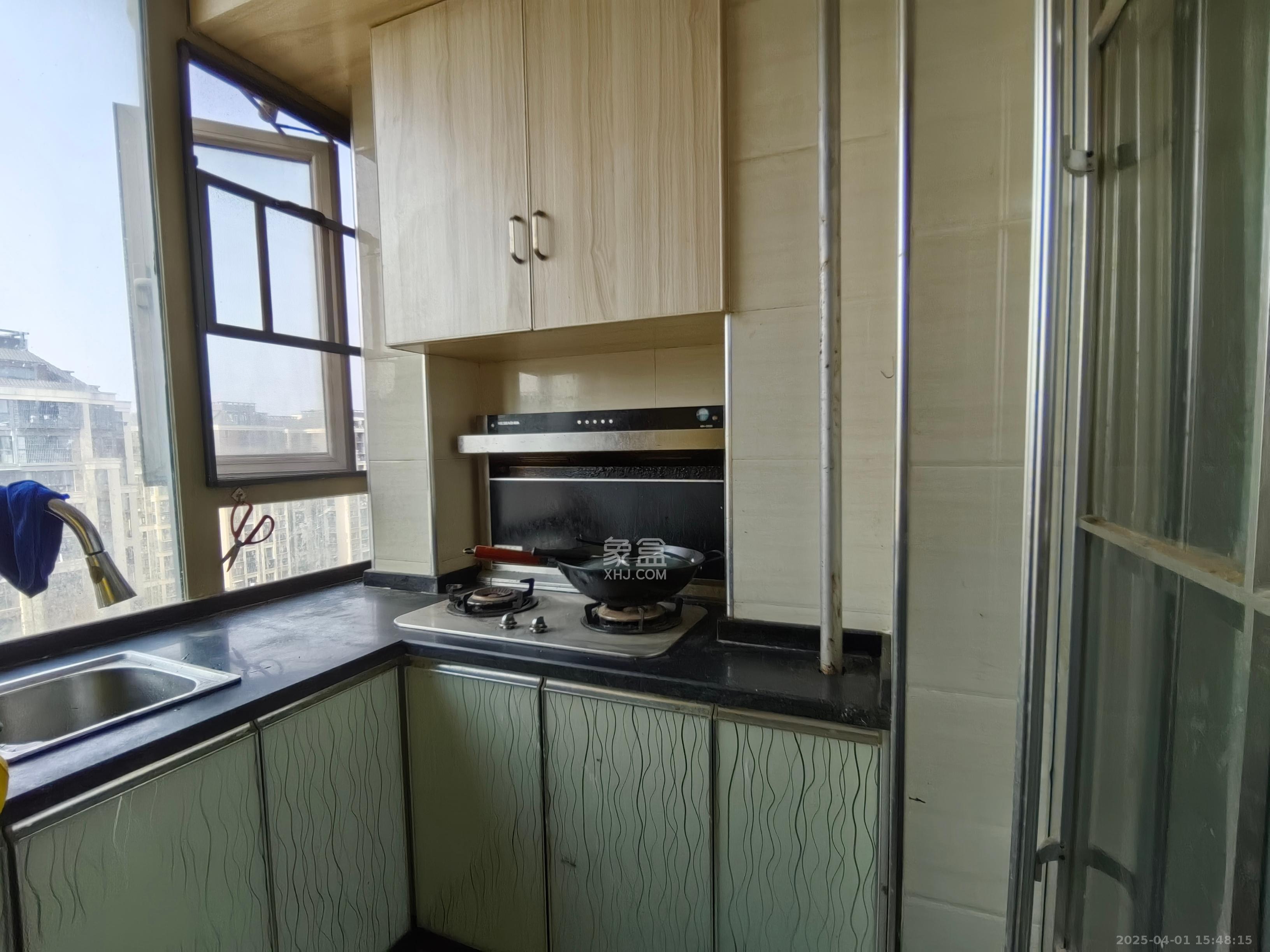 怡海星城 1室1厅1卫 800.0元/月 怡海星城 1室1厅1卫 800.0元/月室内图