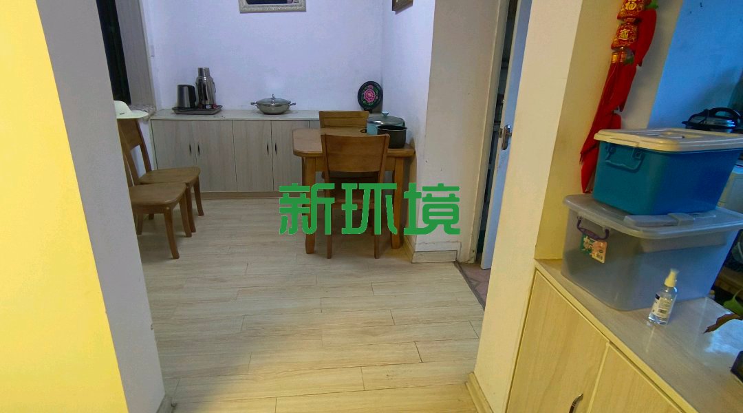 文昌阁工商银行宿舍  3室2厅1卫   35.00万客厅