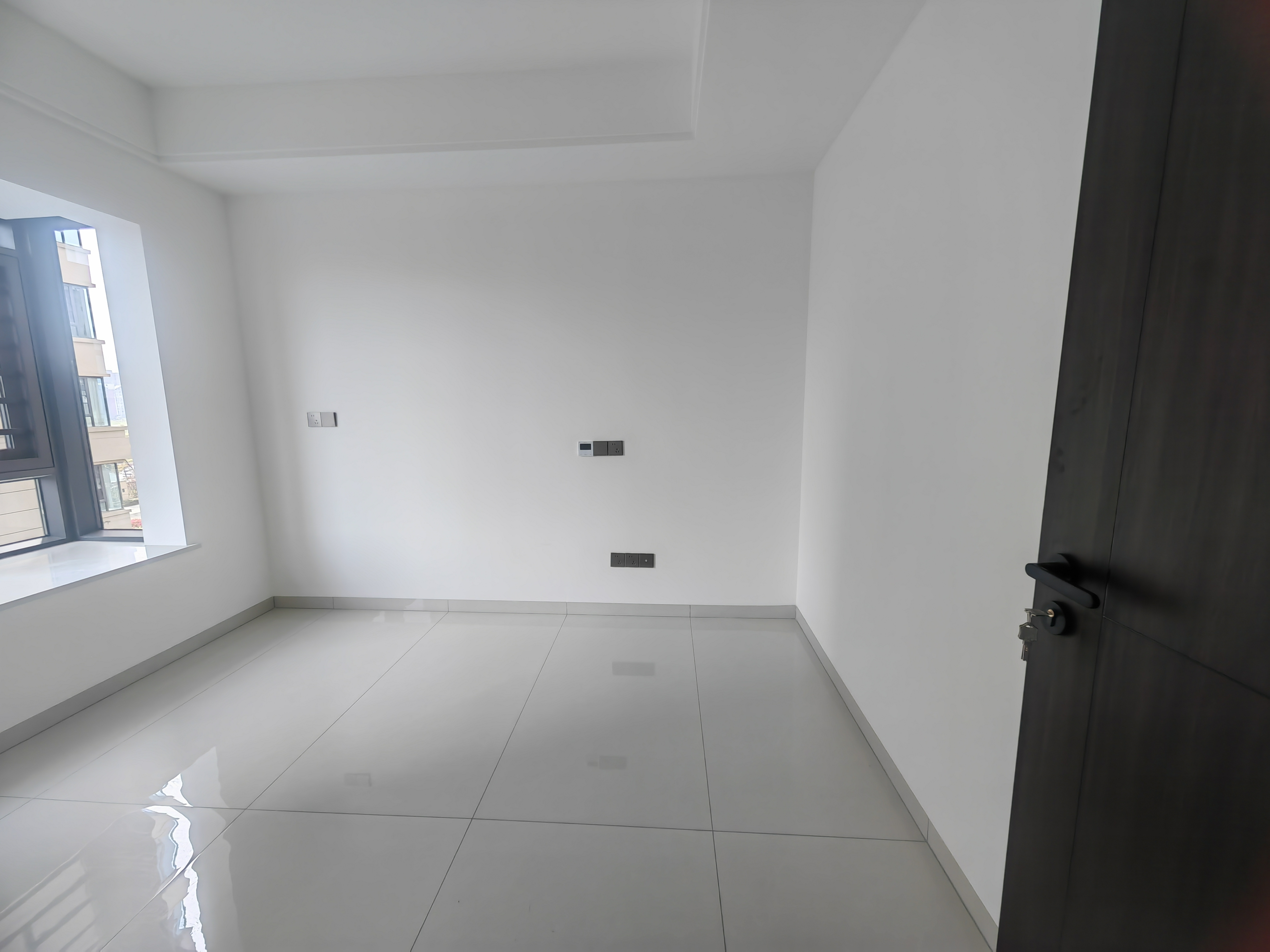 荣盛花语书苑 3室2厅1卫 2500.0元/月 荣盛花语书苑 3室2厅1卫 2500.0元/月室内图