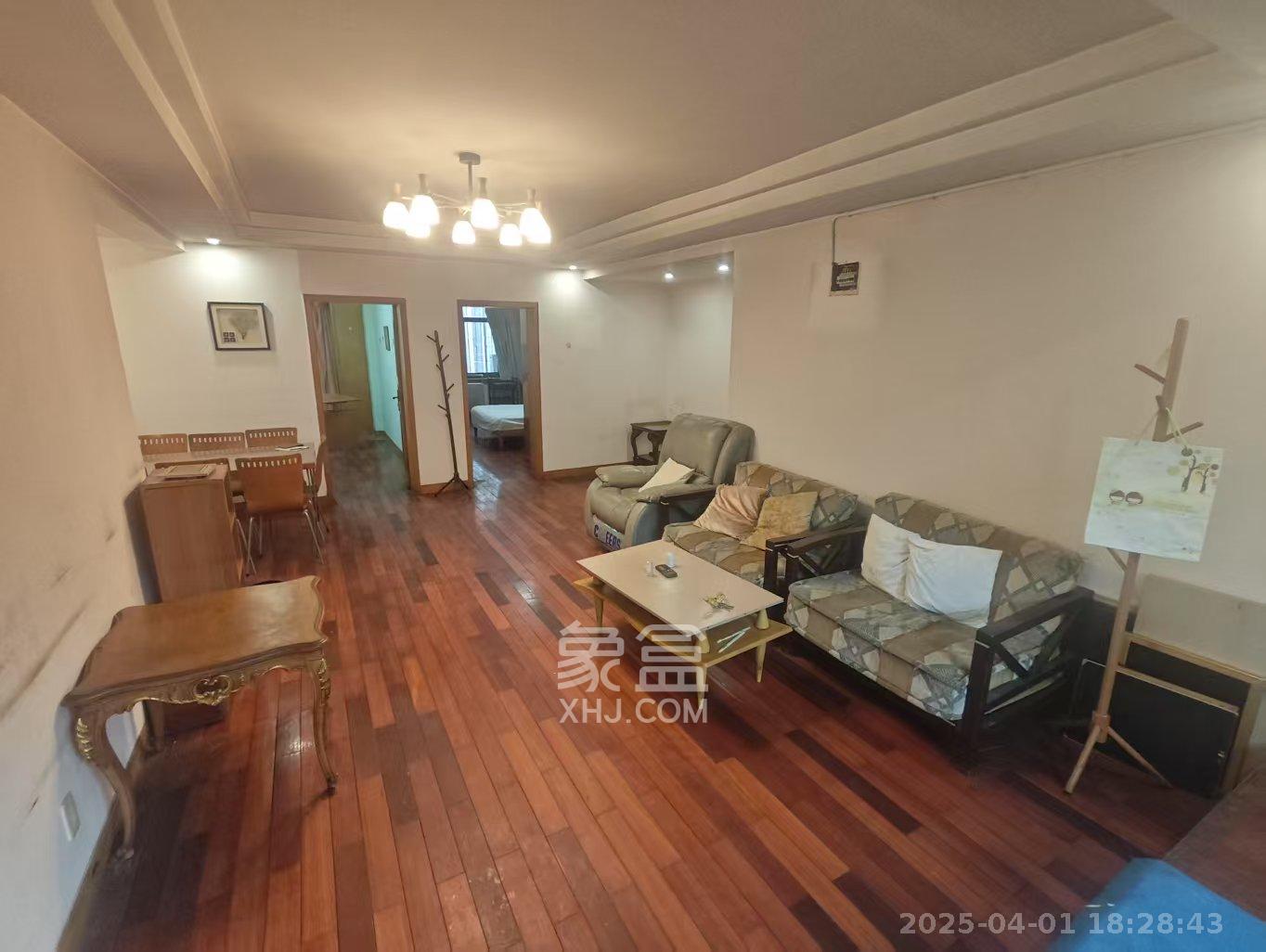 糖酒公司宿舍 3室2厅2卫 2600.0元/月 糖酒公司宿舍 3室2厅2卫 2600.0元/月室内图