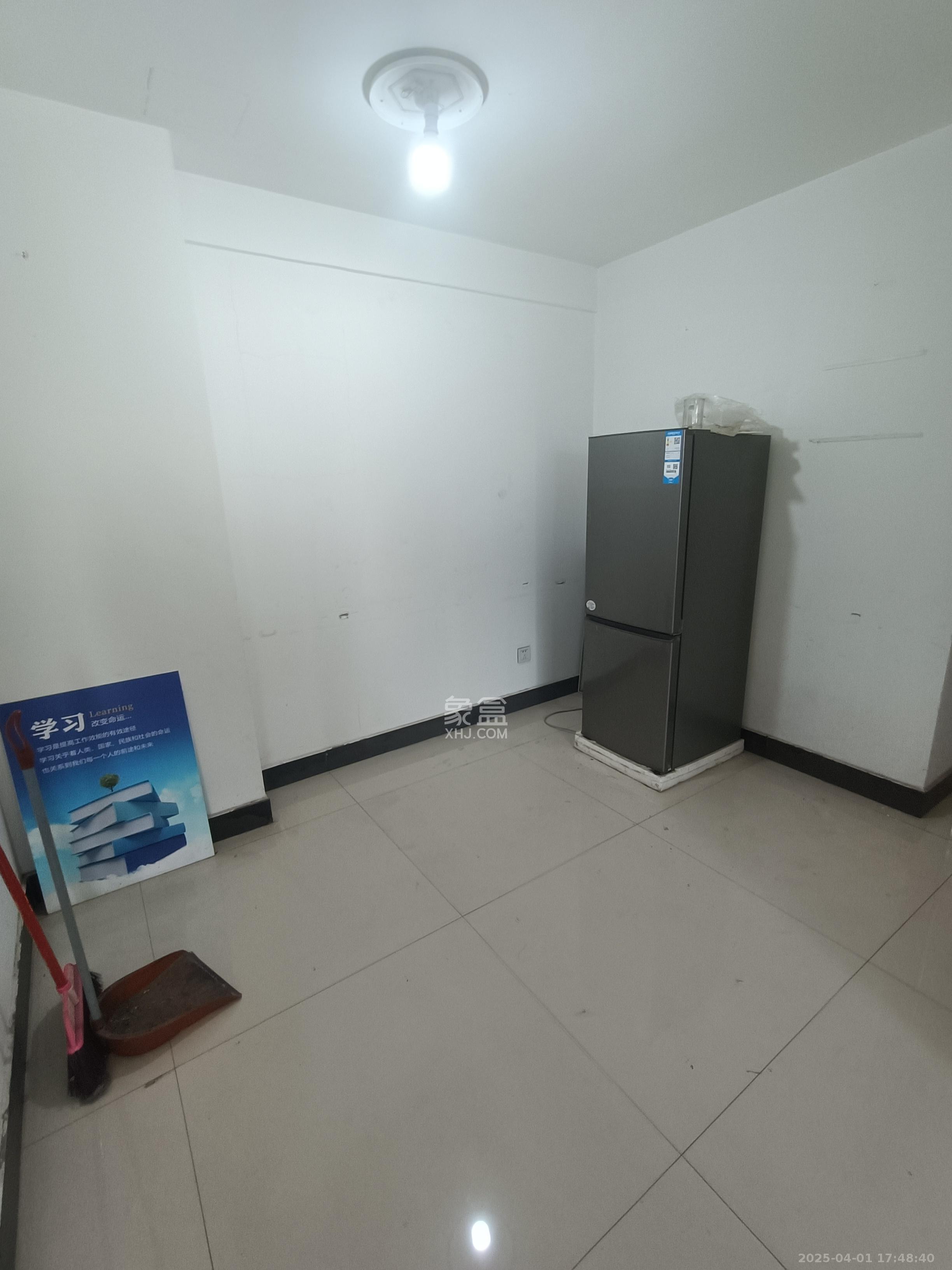 云鼎公馆 2室1厅1卫 2300.0元/月 云鼎公馆 2室1厅1卫 2300.0元/月室内图