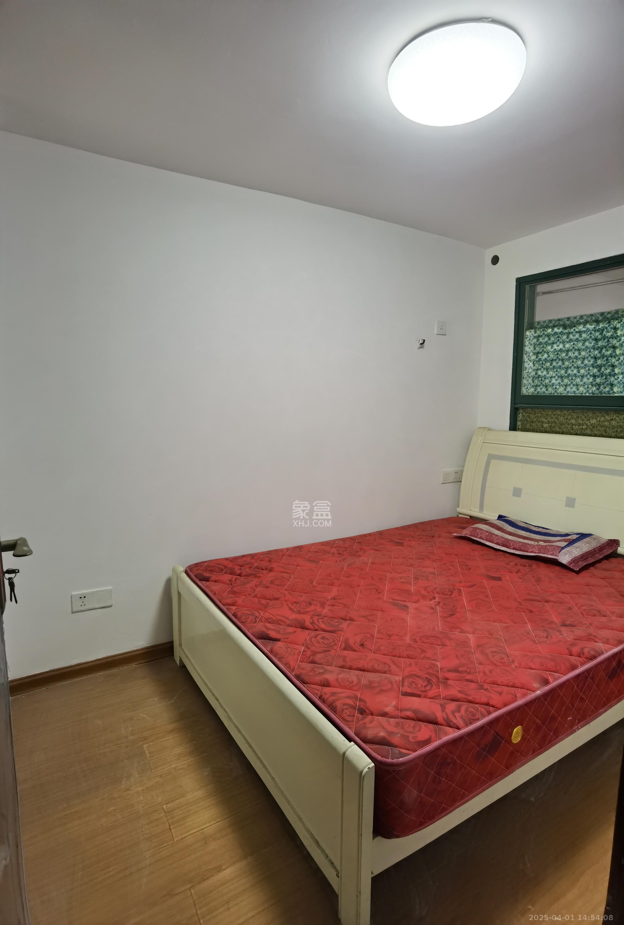 百合湖滨花园 3室1厅2卫 1100.0元/月 百合湖滨花园 3室1厅2卫 1100.0元/月室内图