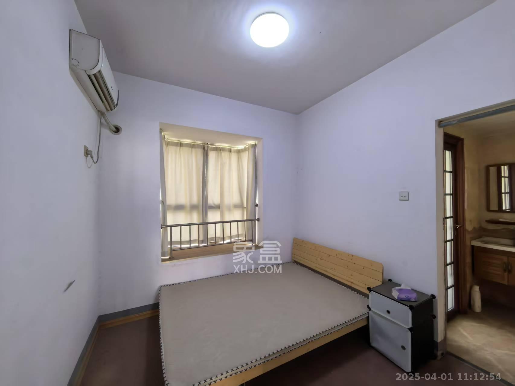 华雅花园 3室2厅1卫 3000.0元/月 华雅花园 3室2厅1卫 3000.0元/月室内图