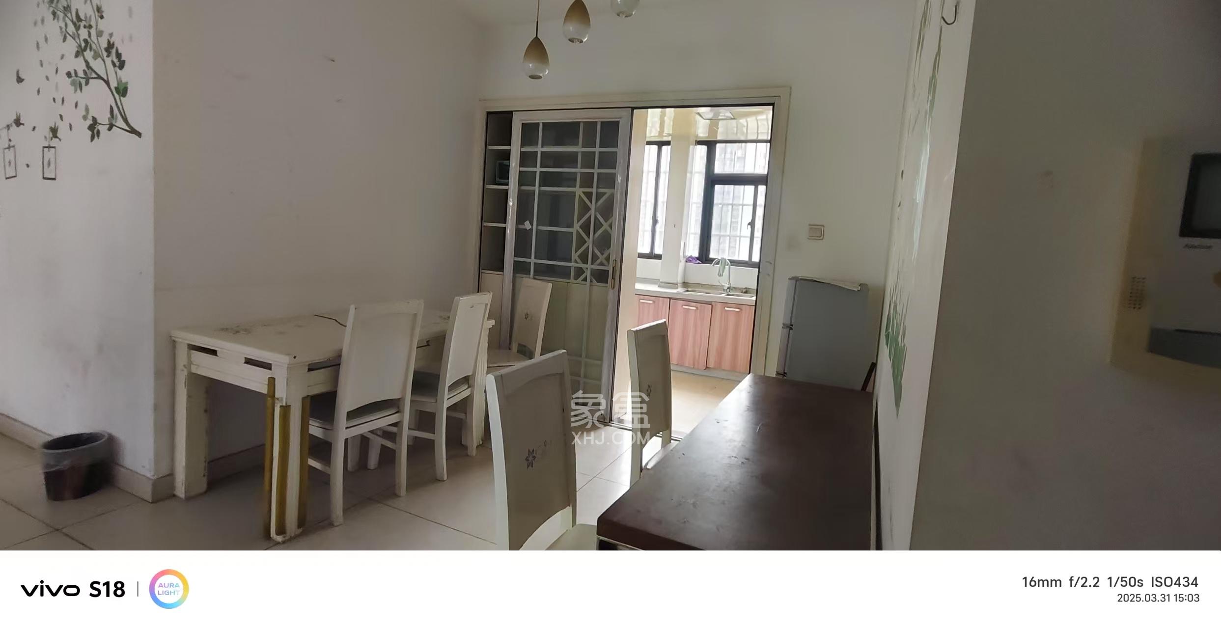 幸福里润城(幸福里二期) 3室2厅1卫 1800.0元/月 幸福里润城(幸福里二期) 3室2厅1卫 1800.0元/月室内图