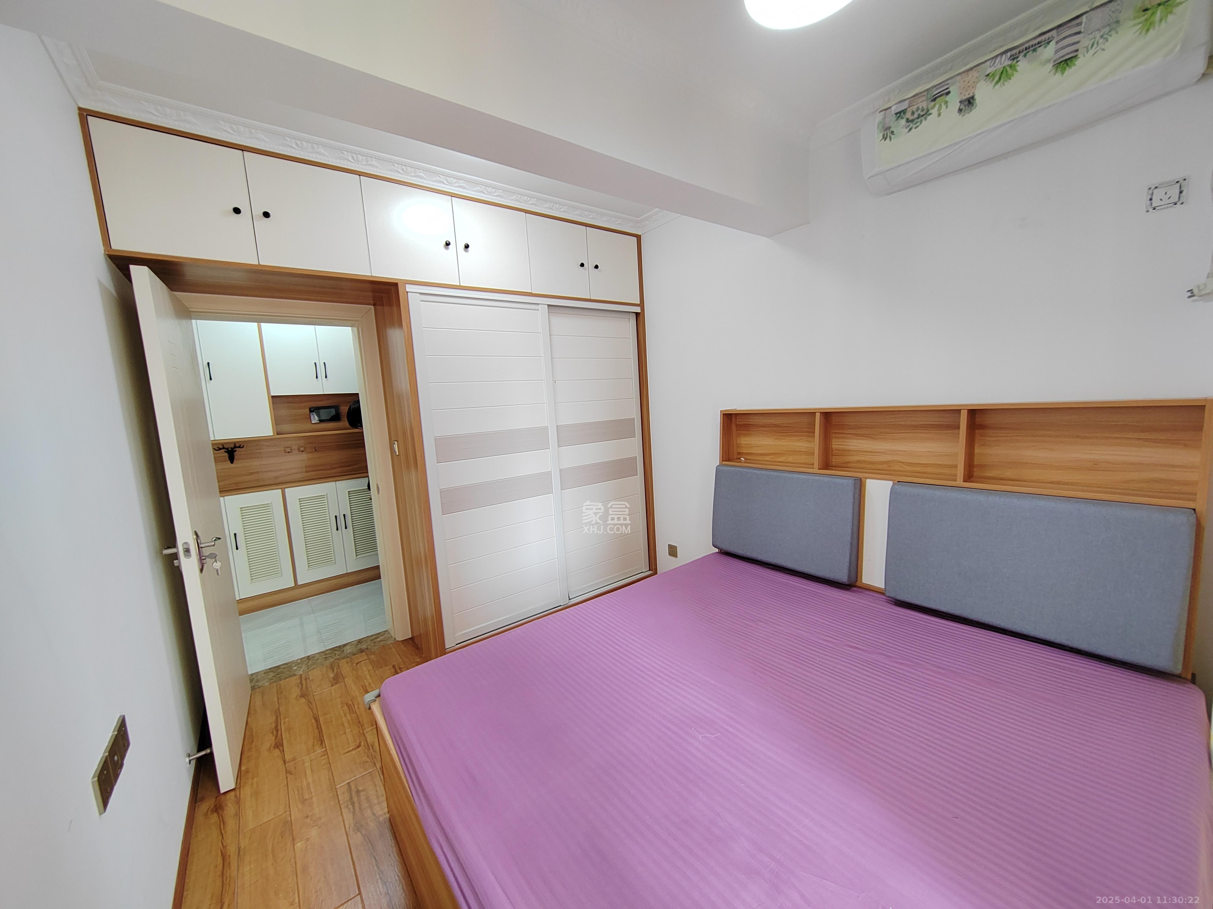 荣盛花语书苑  3室1厅1卫   2900.00元/月室内图