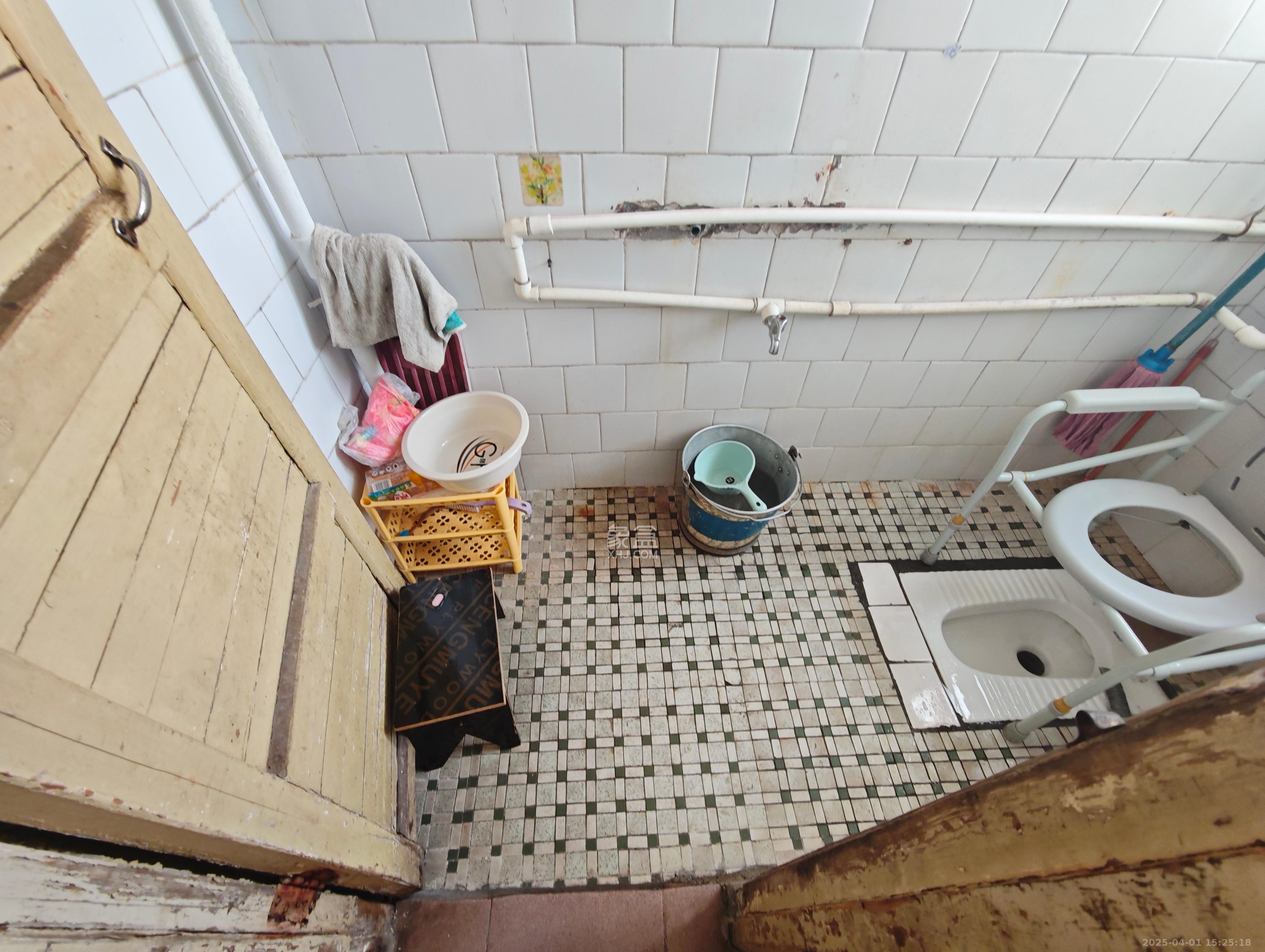陈家湖小区  2室1厅1卫   1500.00元/月室内图