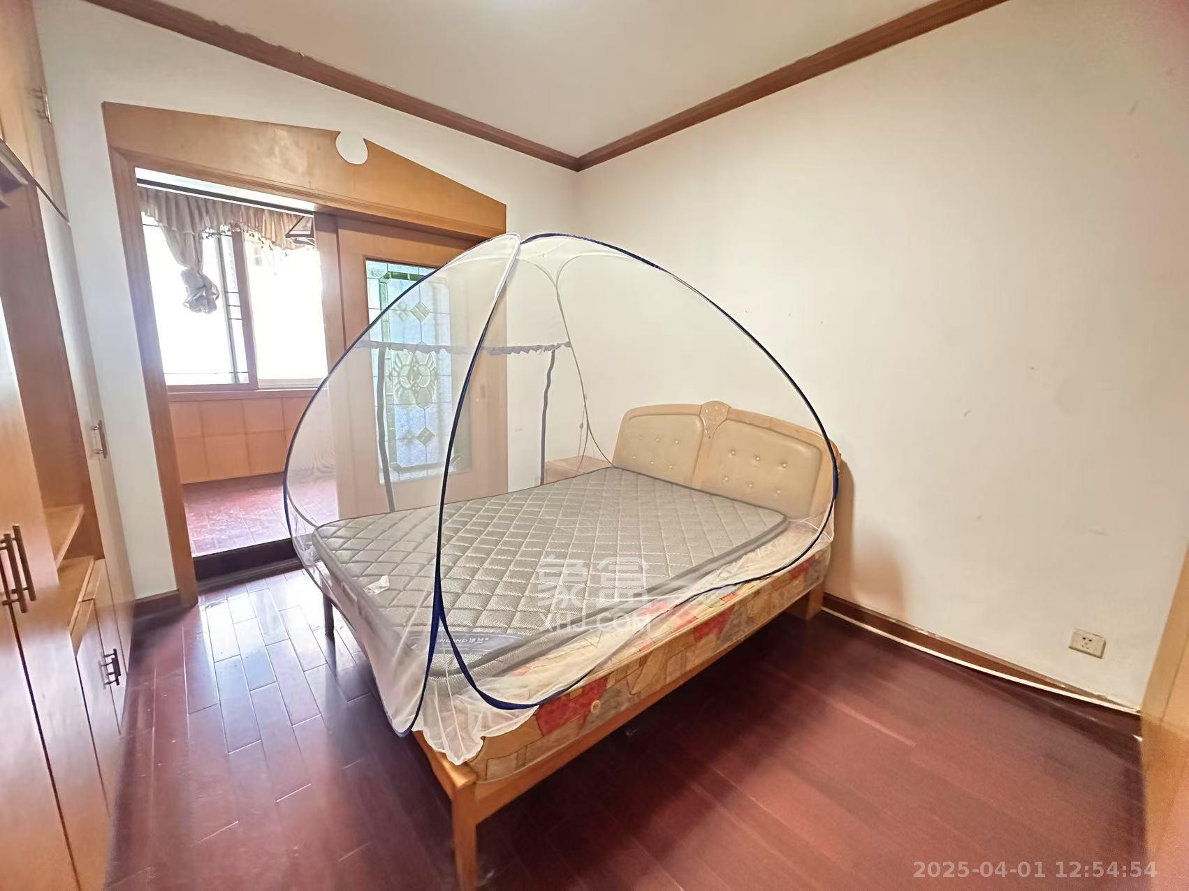 高速公路管理局宿舍 3室2厅2卫 2000.0元/月 高速公路管理局宿舍 3室2厅2卫 2000.0元/月室内图