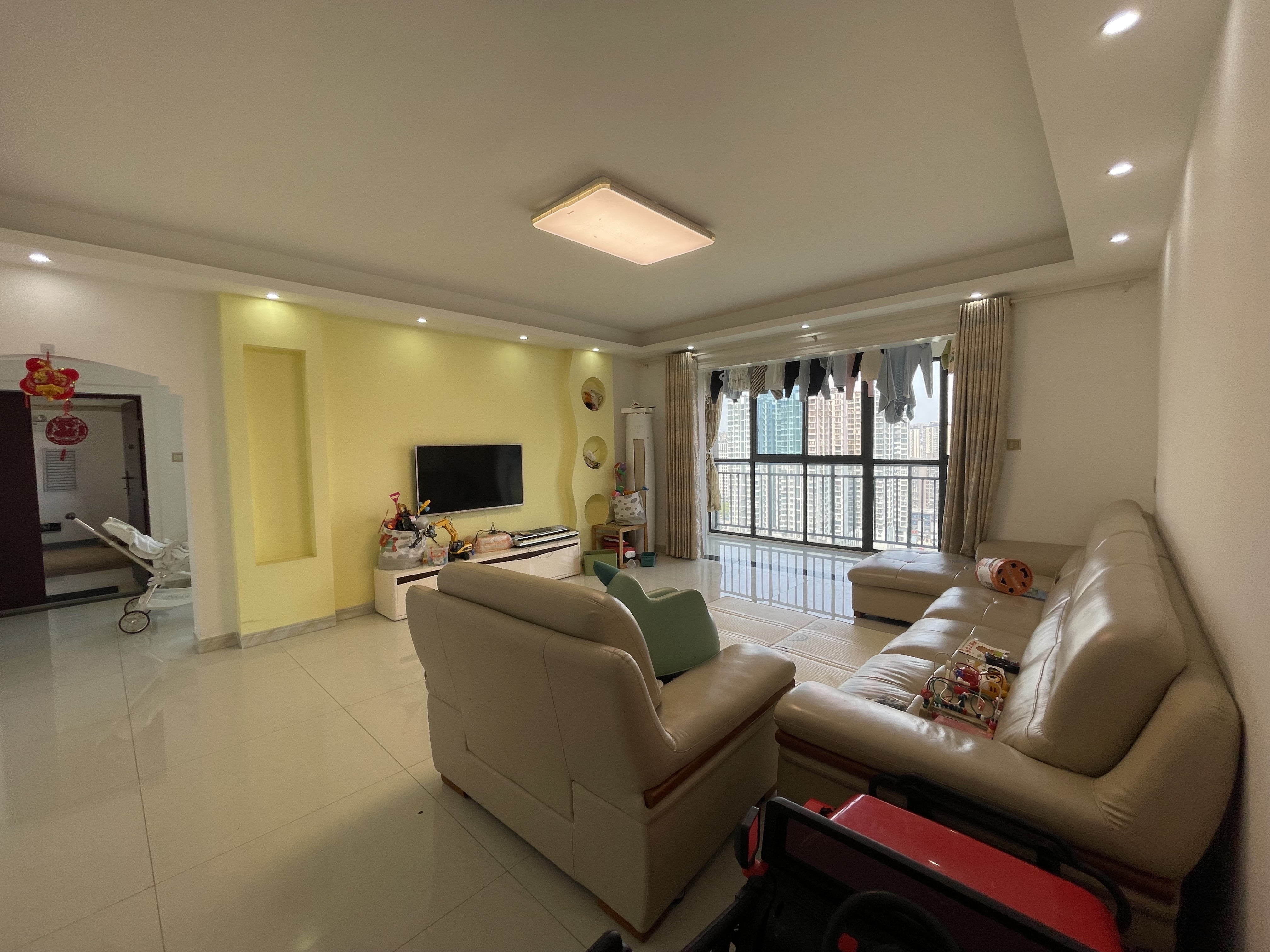 湾田家园  4室2厅2卫    80.8万 湾田家园  4室2厅2卫    80.8万