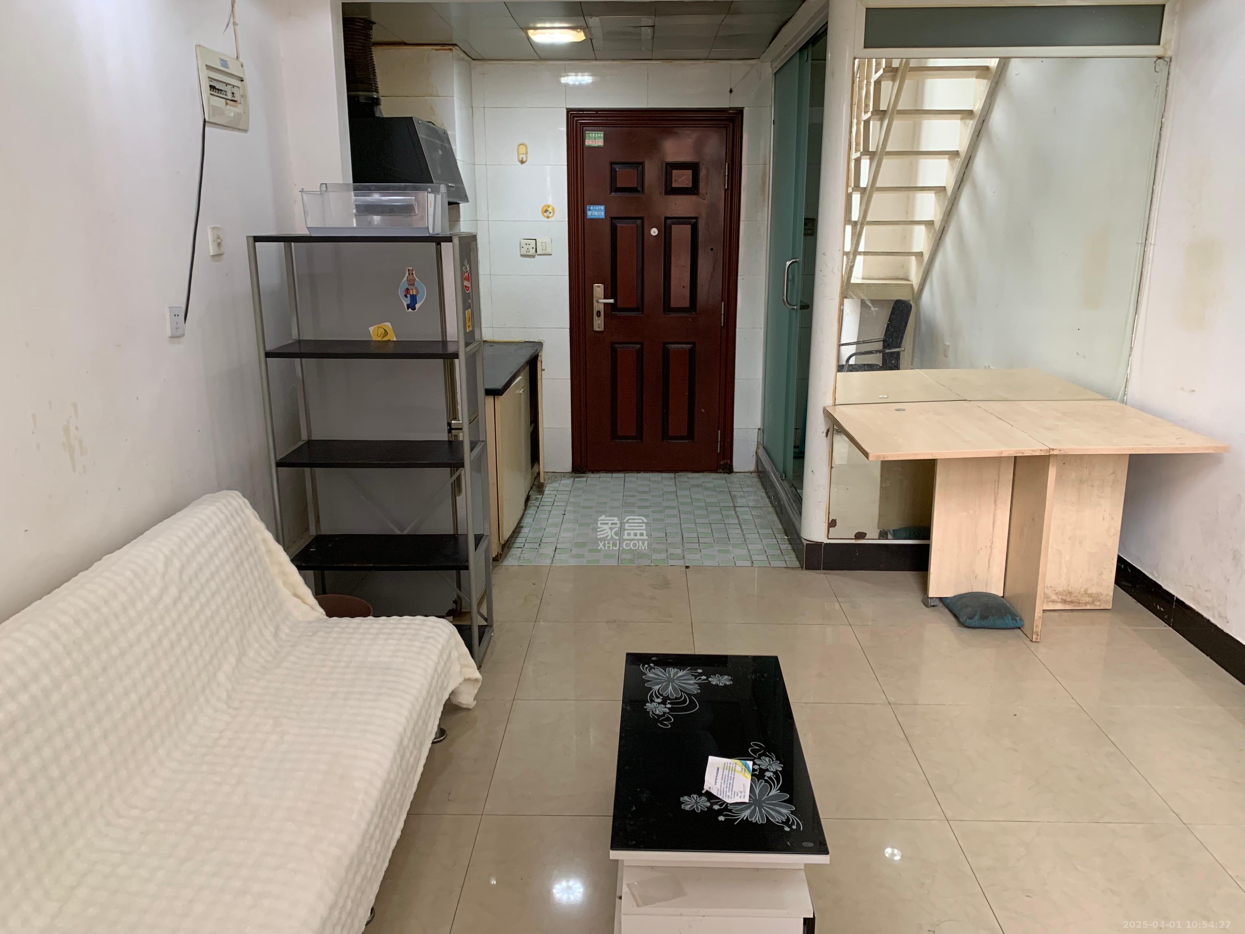 他城(天鸿时代公寓) 1室1厅1卫 1000.0元/月 他城(天鸿时代公寓) 1室1厅1卫 1000.0元/月室内图