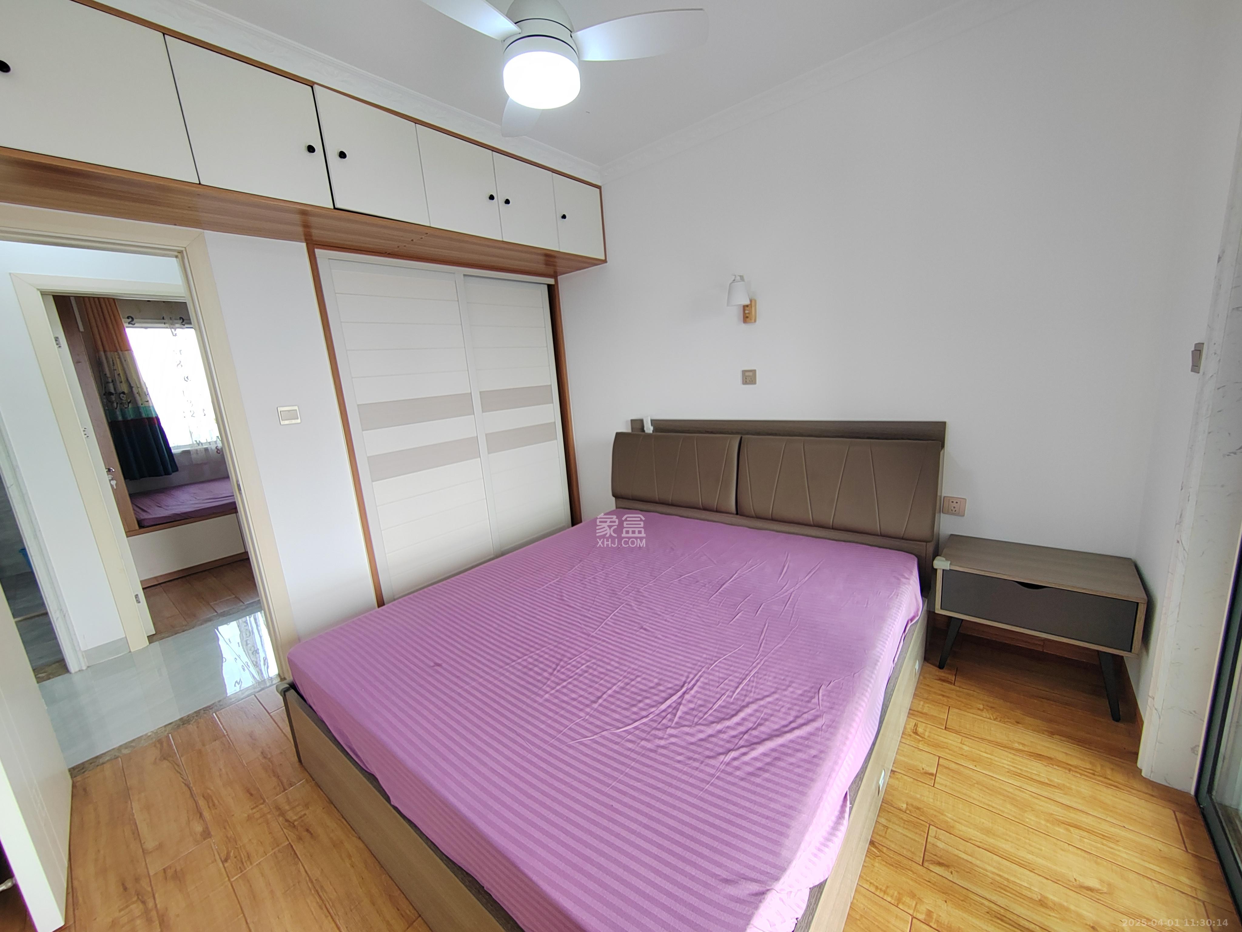 荣盛花语书苑  3室1厅1卫   2900.00元/月室内图