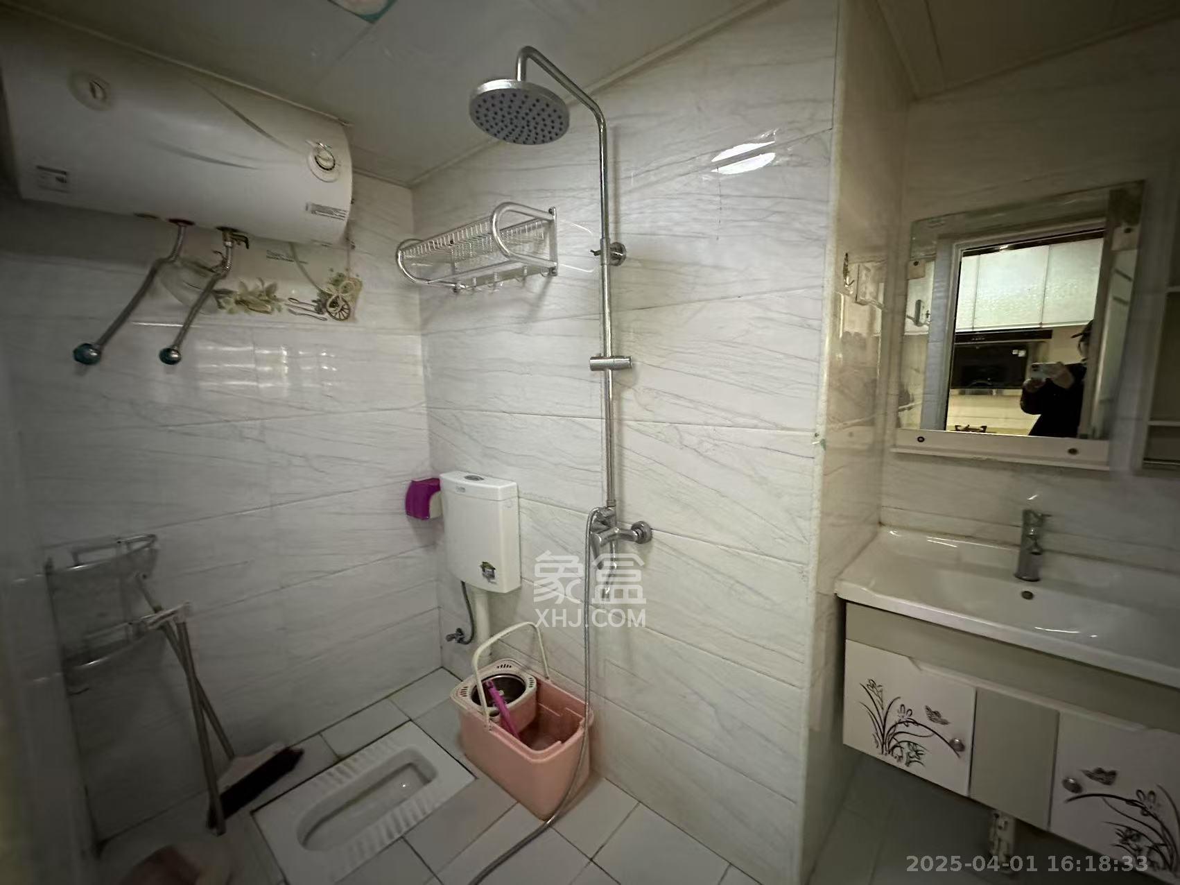 时代星空 1室1厅1卫 1200.0元/月 时代星空 1室1厅1卫 1200.0元/月室内图