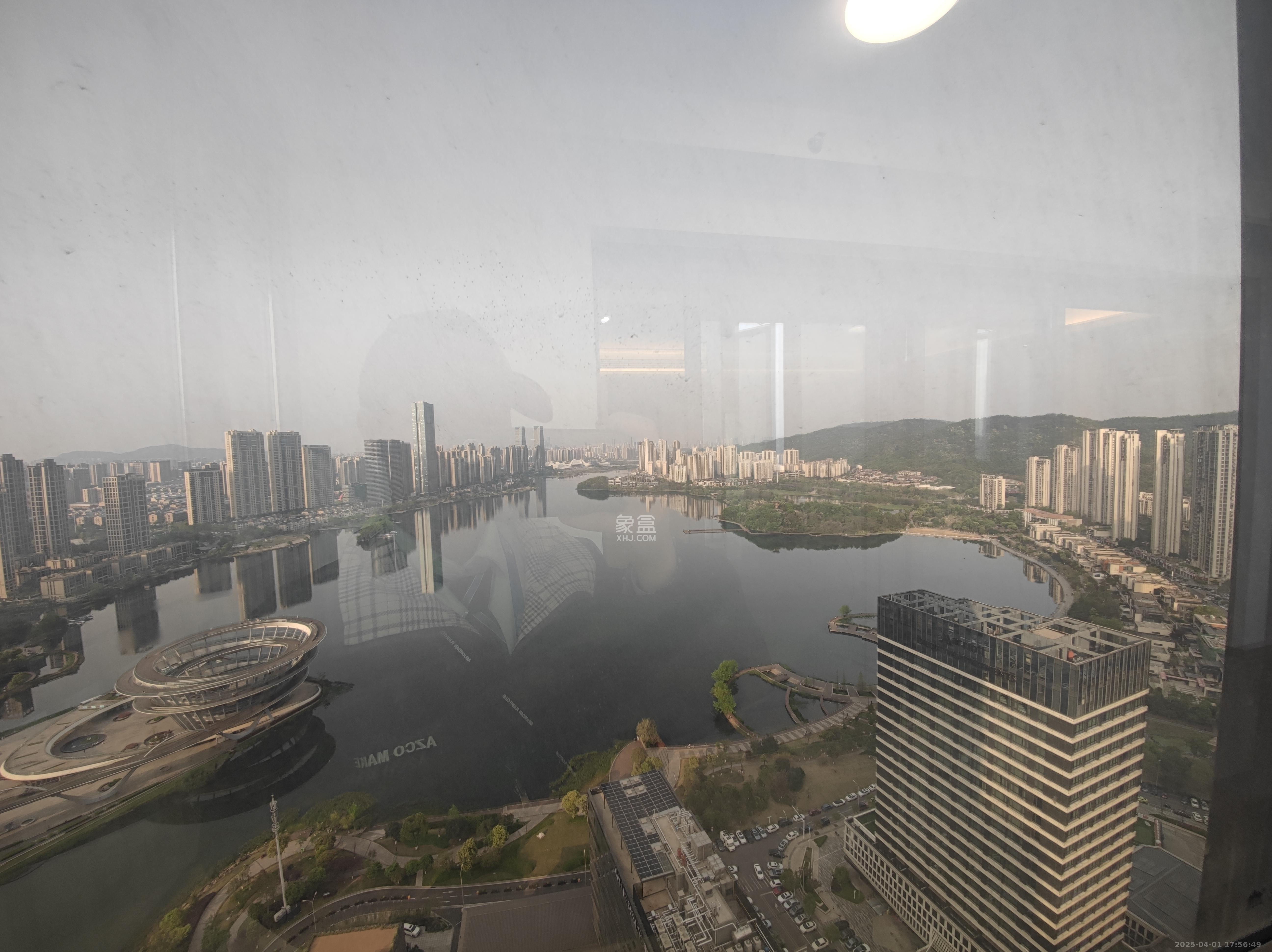 梅溪湖金茂湾 4室2厅2卫 9000.0元/月 梅溪湖金茂湾 4室2厅2卫 9000.0元/月室内图