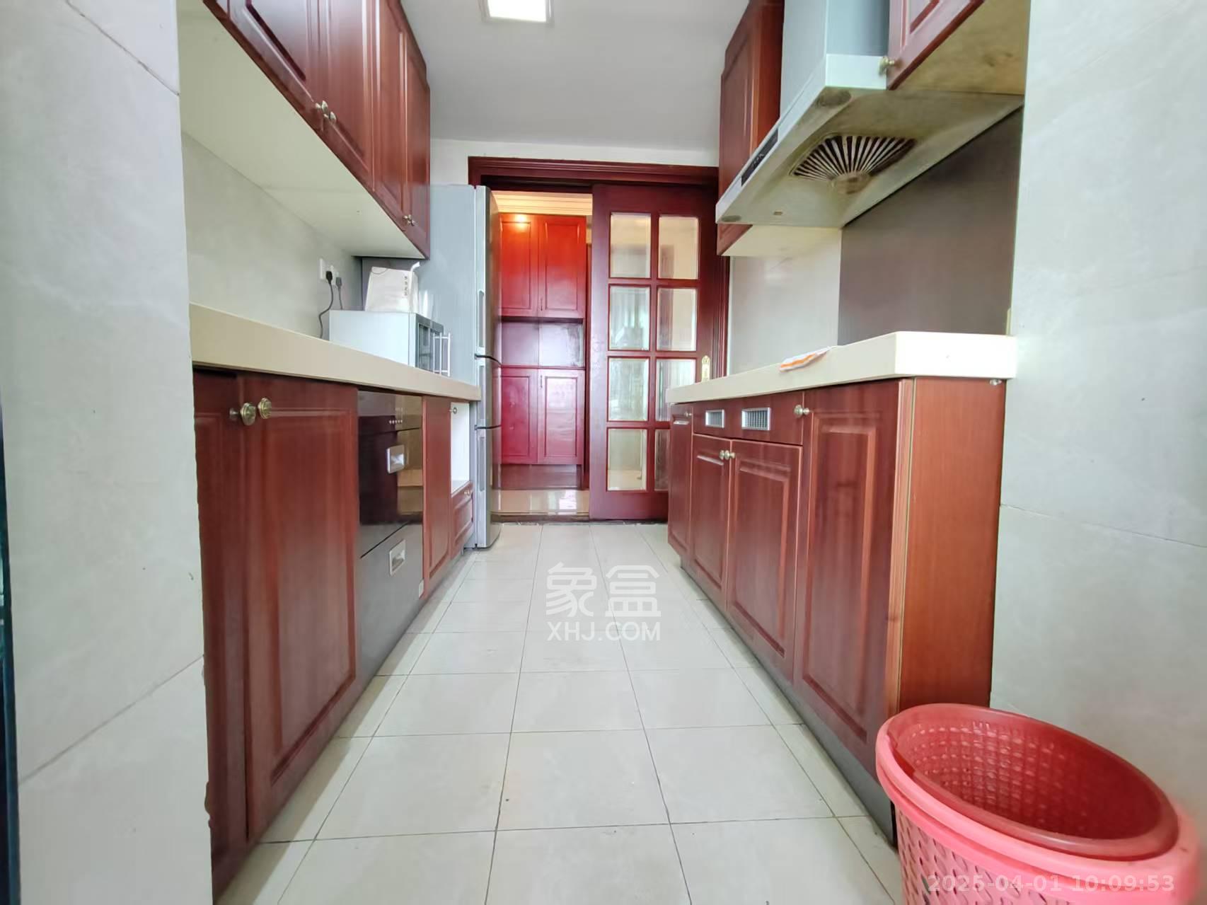 恒大名都 3室2厅2卫 1800.0元/月 恒大名都 3室2厅2卫 1800.0元/月室内图