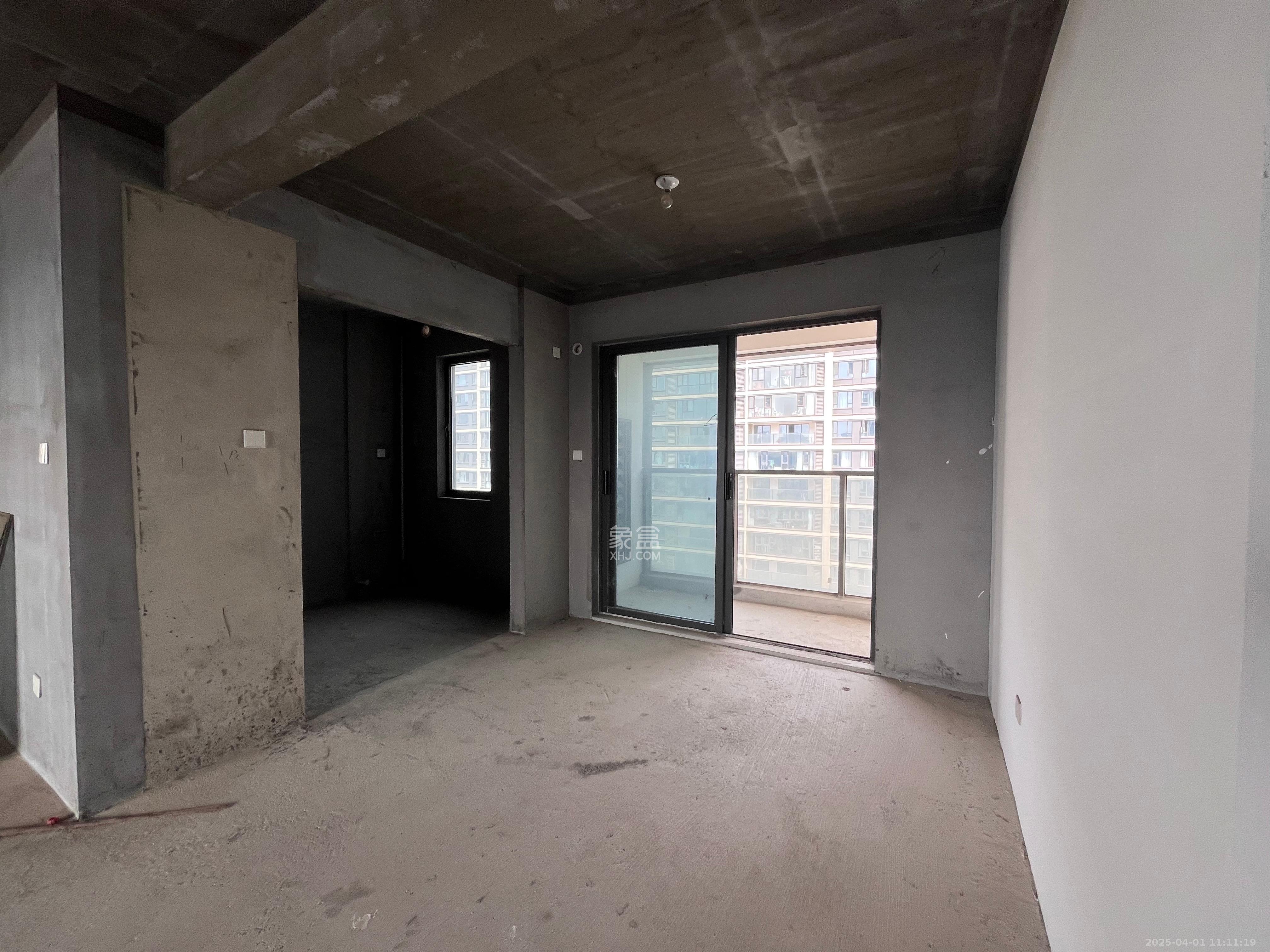 中交中央公园D5区 5室2厅2卫 1900.0元/月 中交中央公园D5区 5室2厅2卫 1900.0元/月室内图