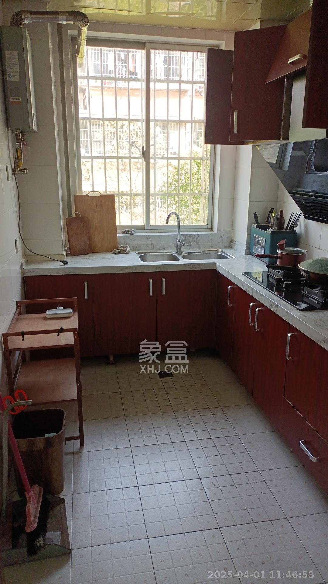 佳园星城 1室2厅1卫 1200.0元/月 佳园星城 1室2厅1卫 1200.0元/月室内图