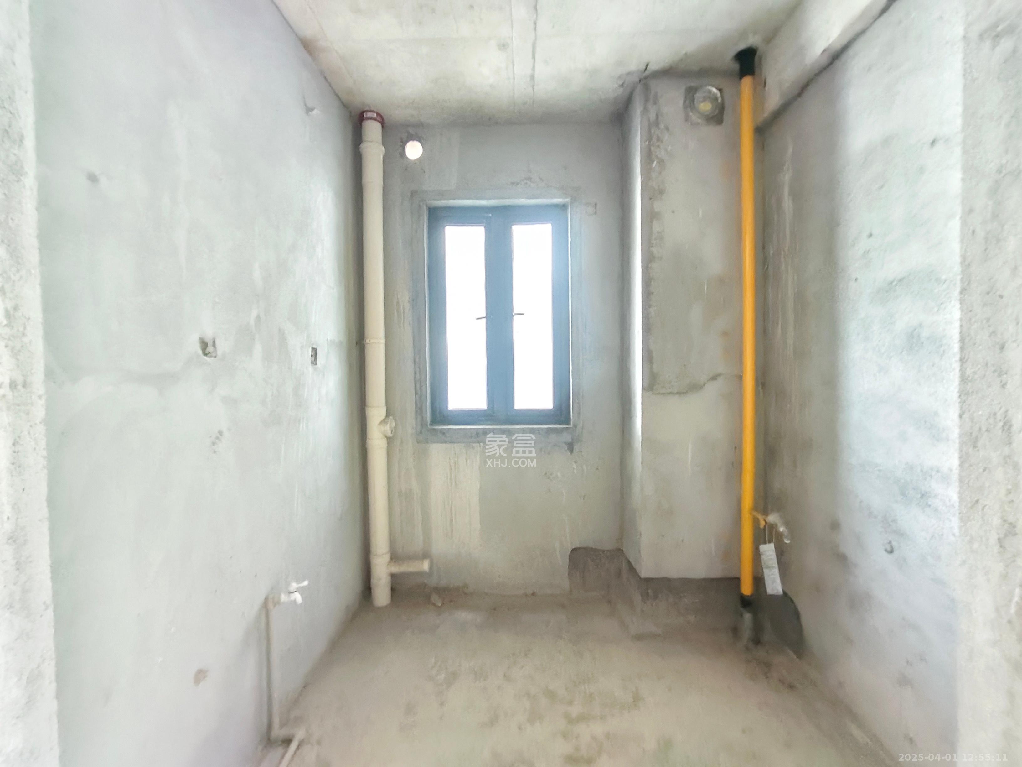 汉高学士府 3室2厅2卫 1100.0元/月 汉高学士府 3室2厅2卫 1100.0元/月室内图